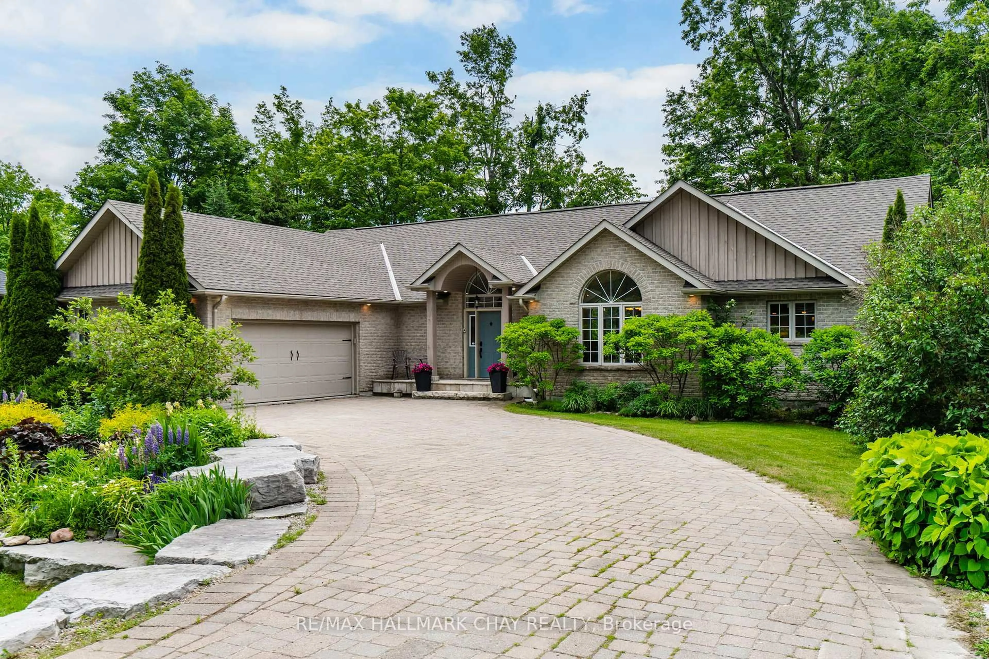 Home with brick exterior material, street for 3 Nordic Tr, Oro-Medonte Ontario L0L 2L0