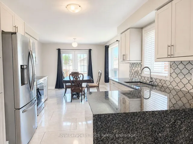 4 Danielle Cres, Barrie 4