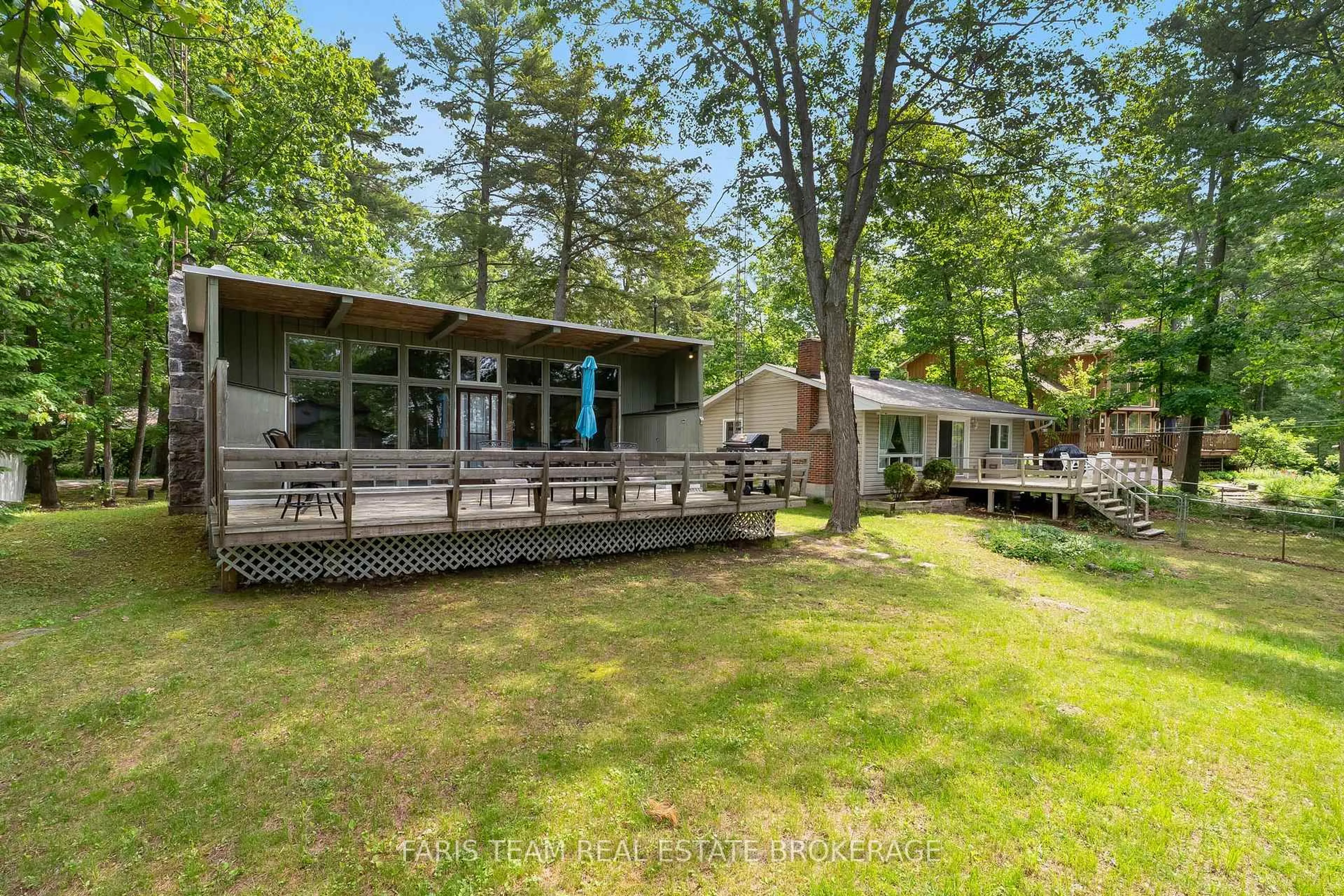 Patio, water/lake/river/ocean view for 34 Quesnelle Dr, Tiny Ontario L9M 0N3