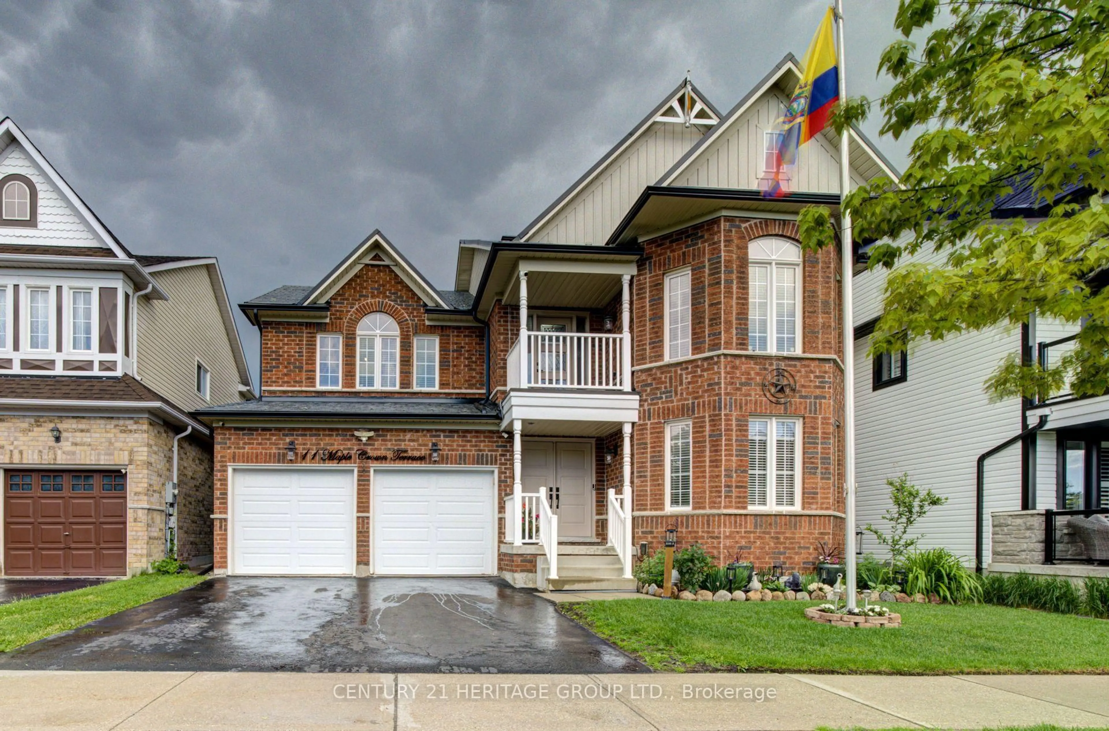 Home with brick exterior material, street for 11 Maple Crown Terr, Barrie Ontario L4M 7H3