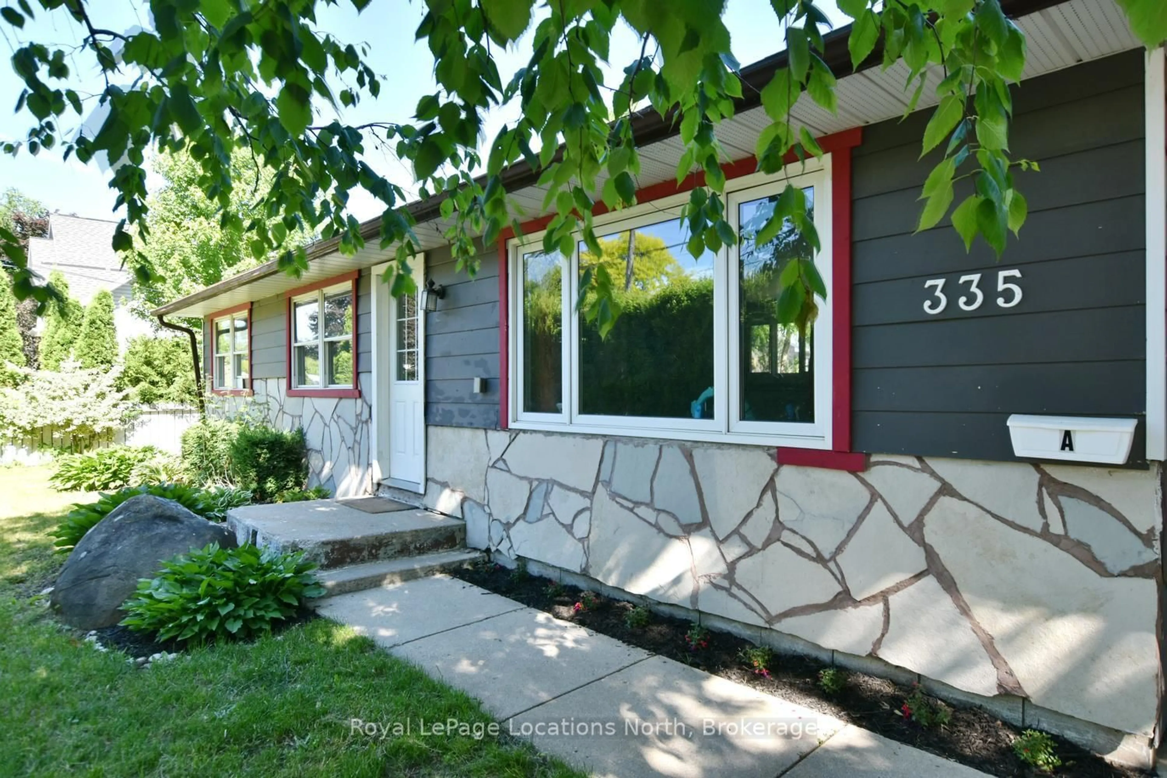 Unknown for 335 Fourth St, Collingwood Ontario L9Y 1S5