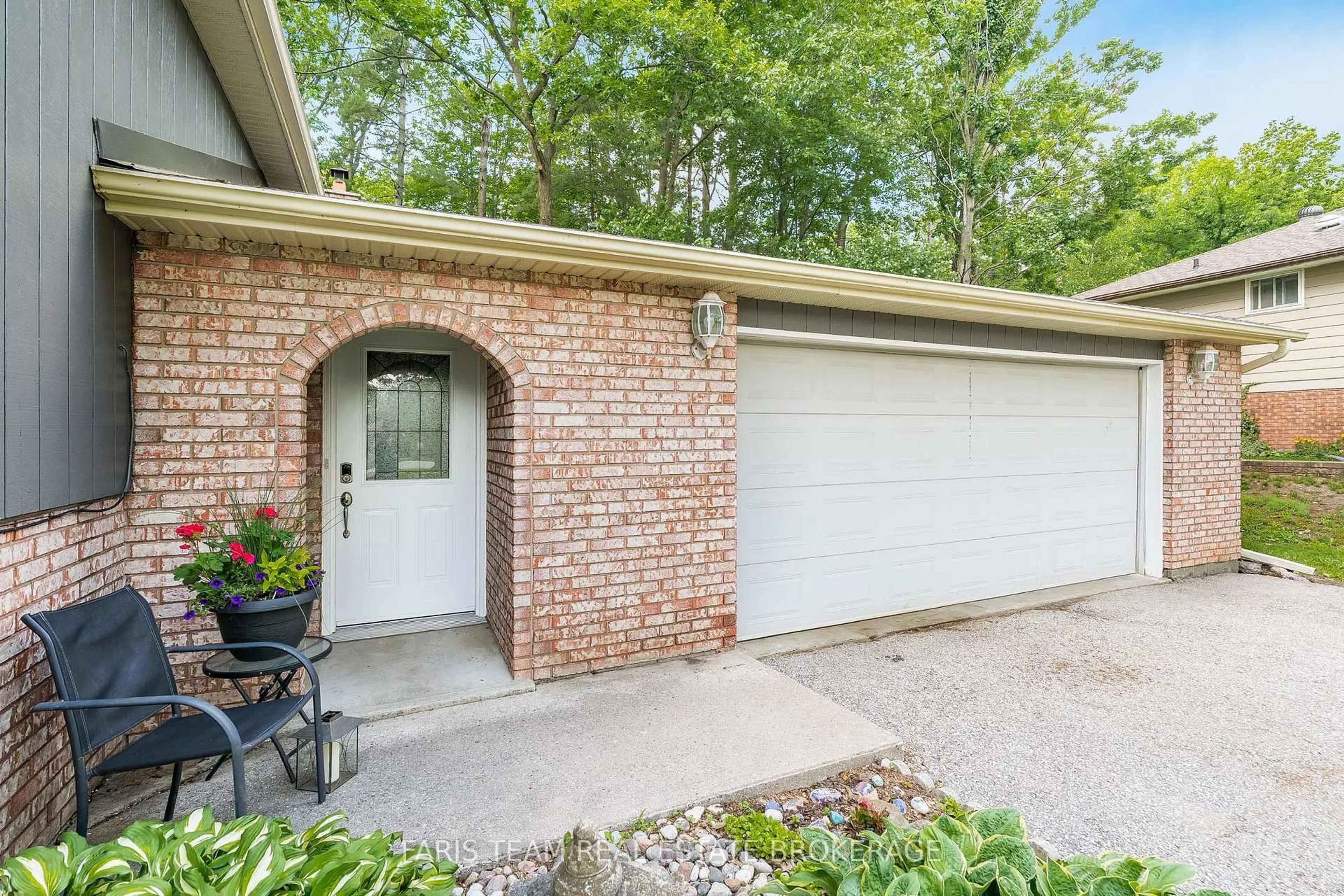 Unknown for 1202 Sunnidale Rd, Springwater Ontario L4M 4S4