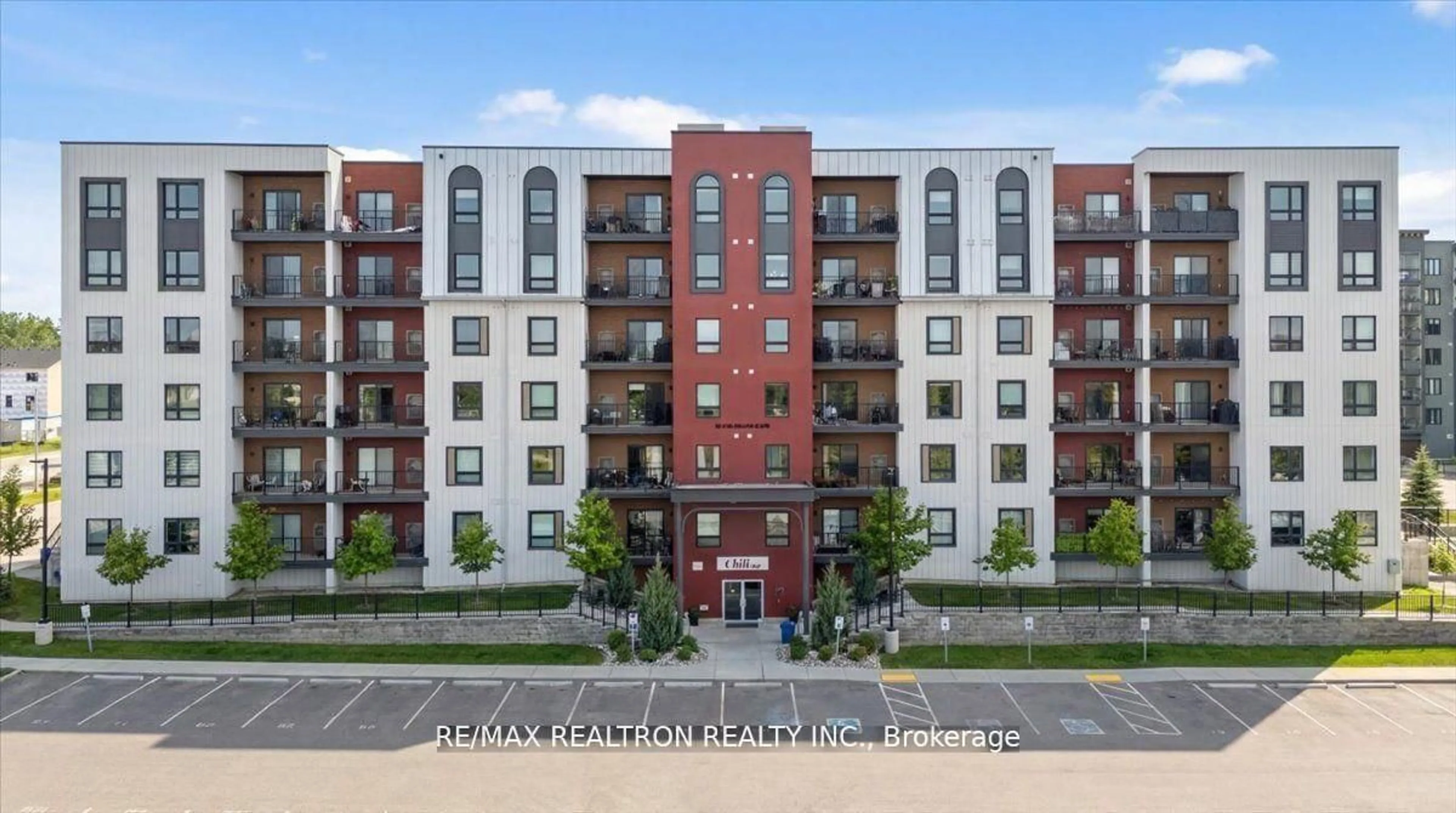 A pic from outside/outdoor area/front of a property/back of a property/a pic from drone, building for 10 Culinary Lane #504, Barrie Ontario L9J 0C2
