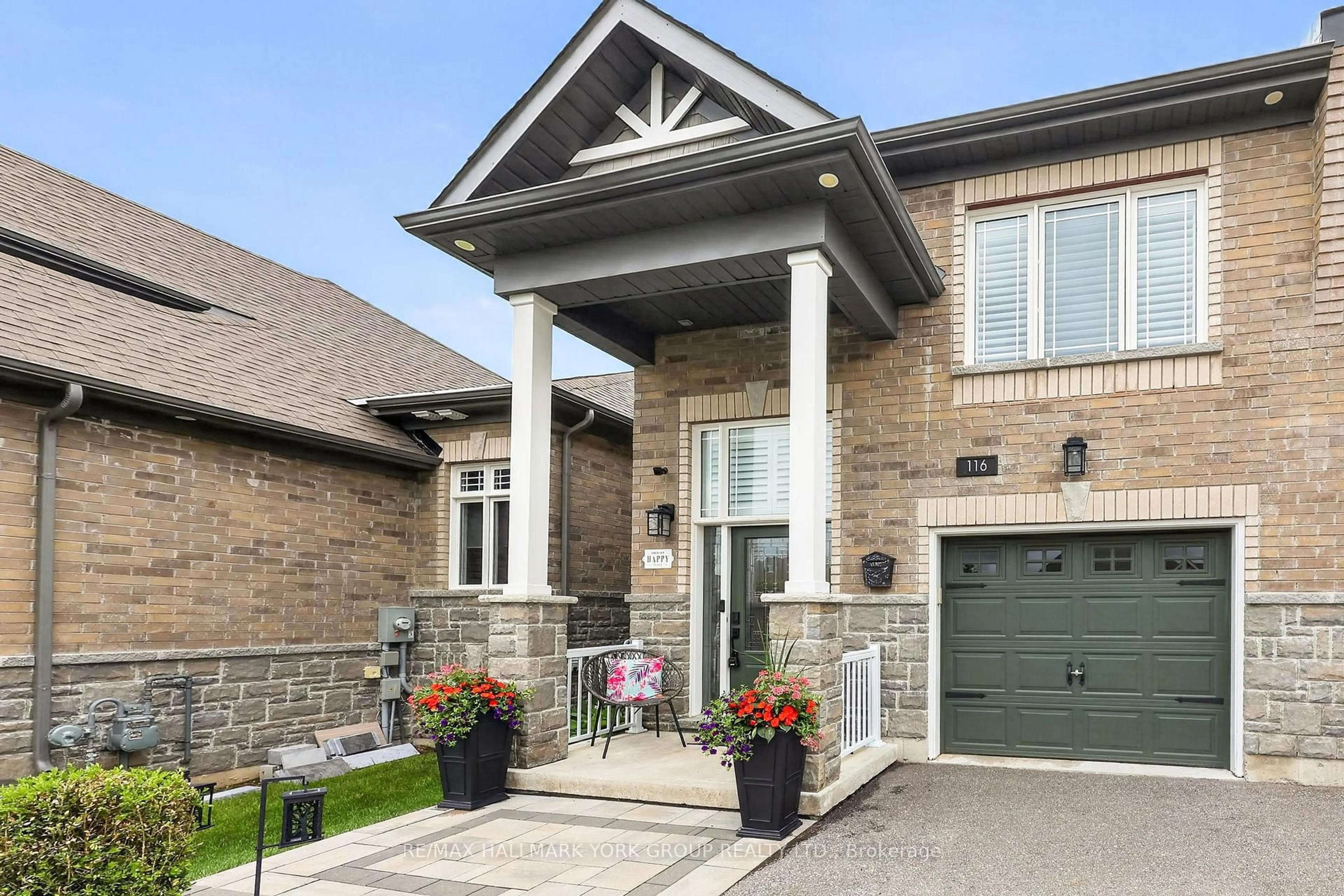 Home with brick exterior material, street for 116 Isabella Dr, Orillia Ontario L3V 8K7