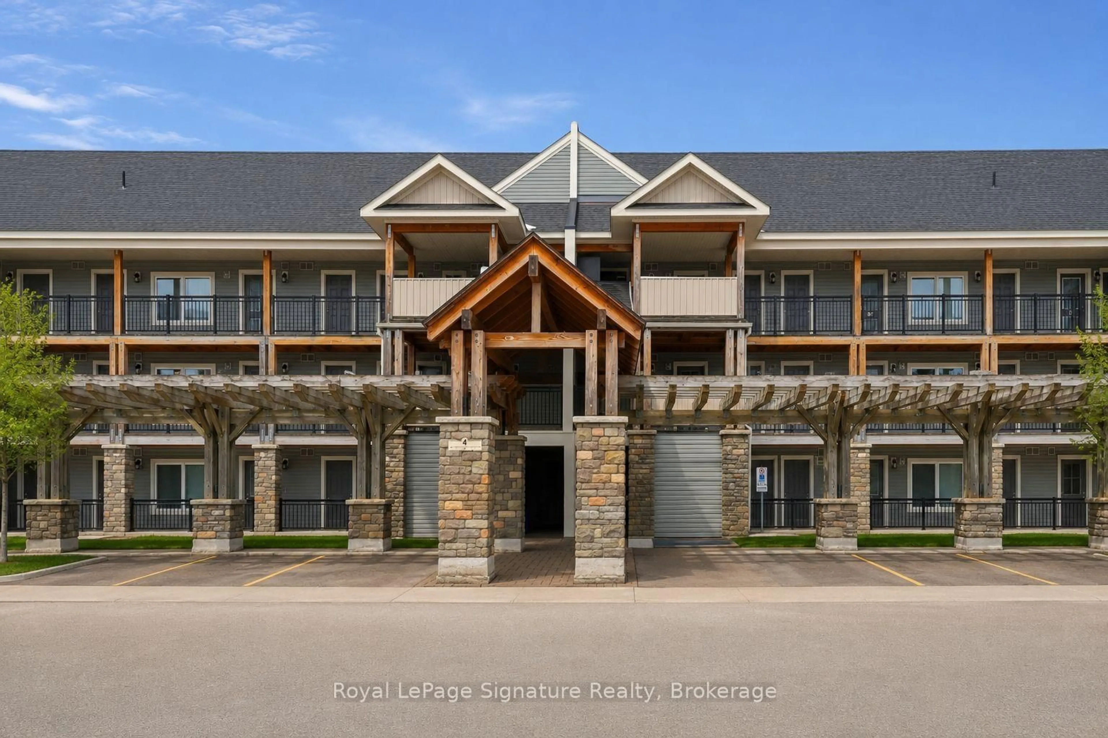 Unknown for 4 ANCHORAGE Cres #101, Collingwood Ontario L9Y 0Y6