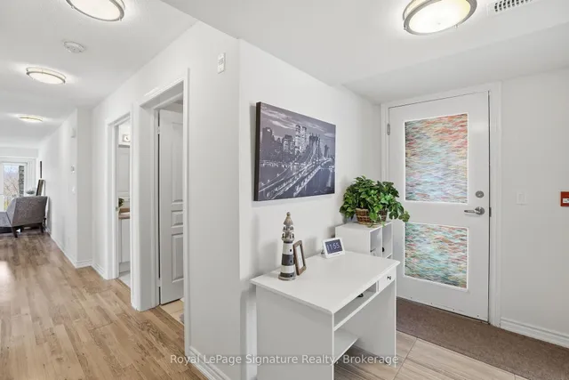 4 Anchorage Cres #101, Collingwood 5