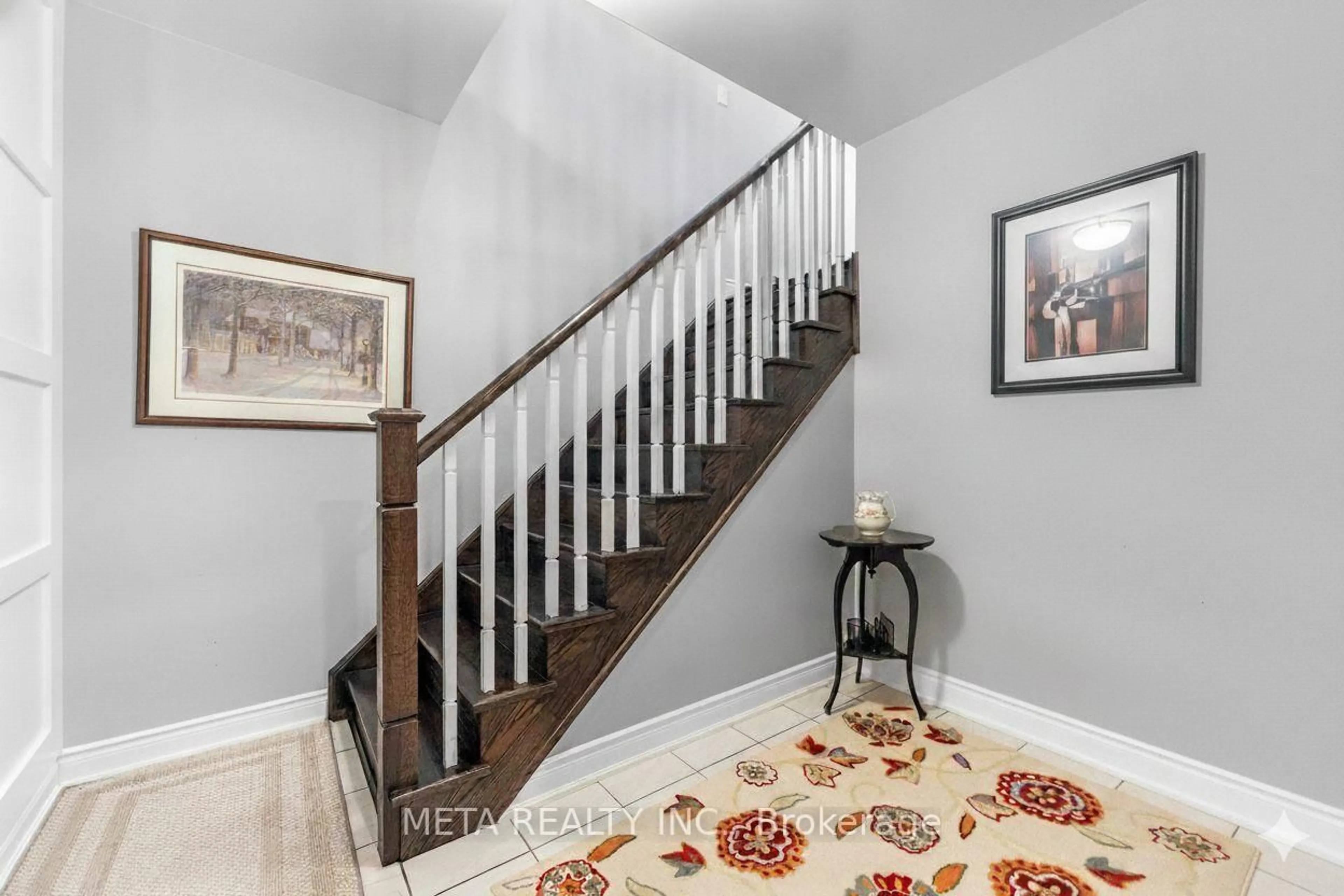 Unknown for 18 Hughes St, Collingwood Ontario L9Y 0W7