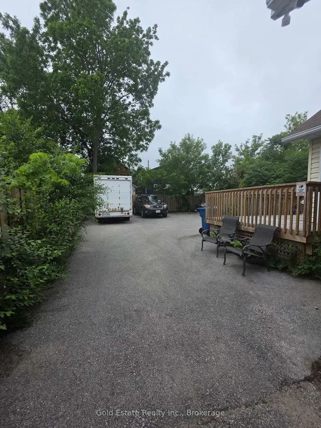 65 Front St, Orillia 4