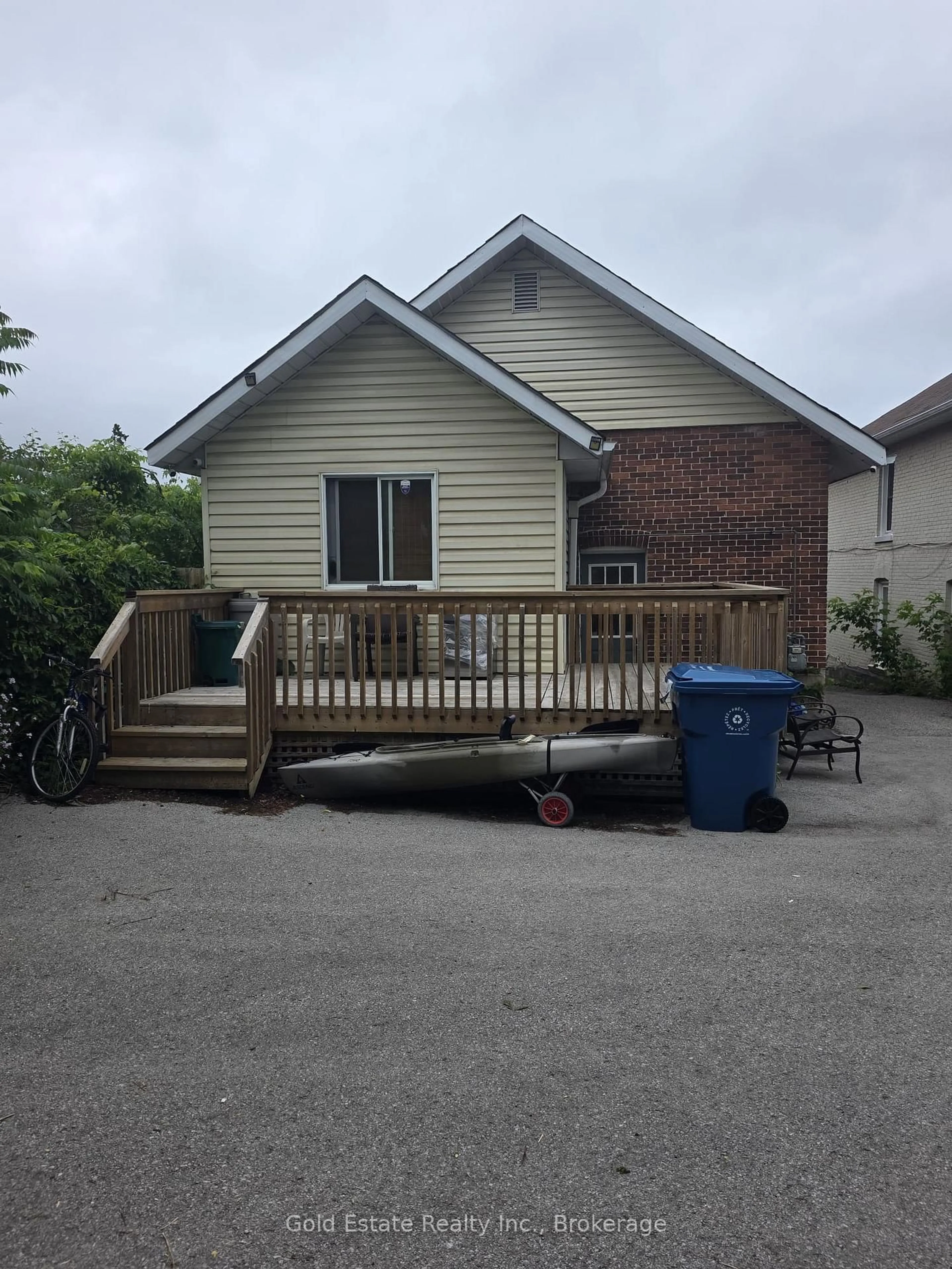 Patio, street for 65 Front St, Orillia Ontario L3V 4S2