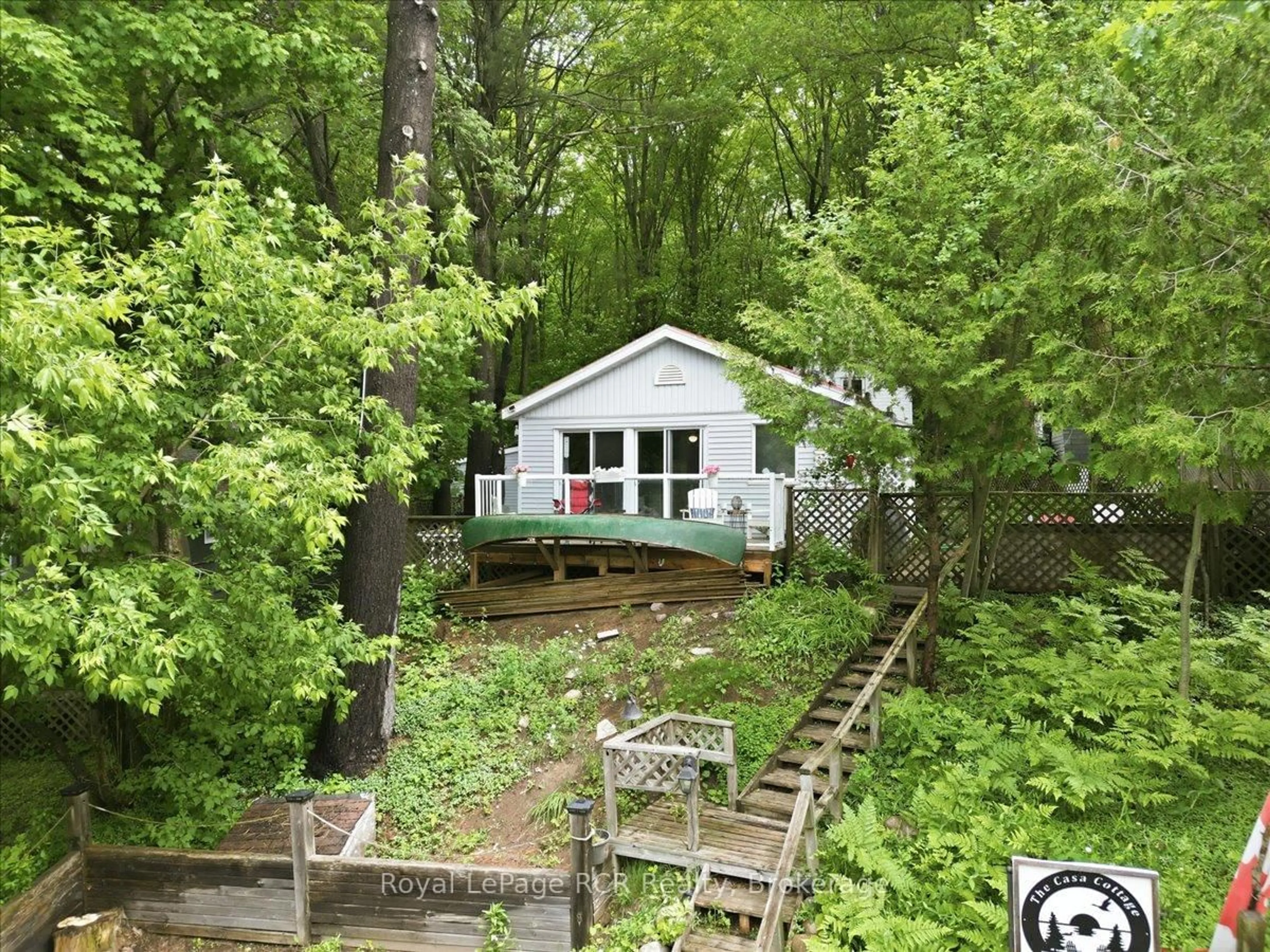 Shed for 45 Andrew Dr, Tiny Ontario L9M 0B4