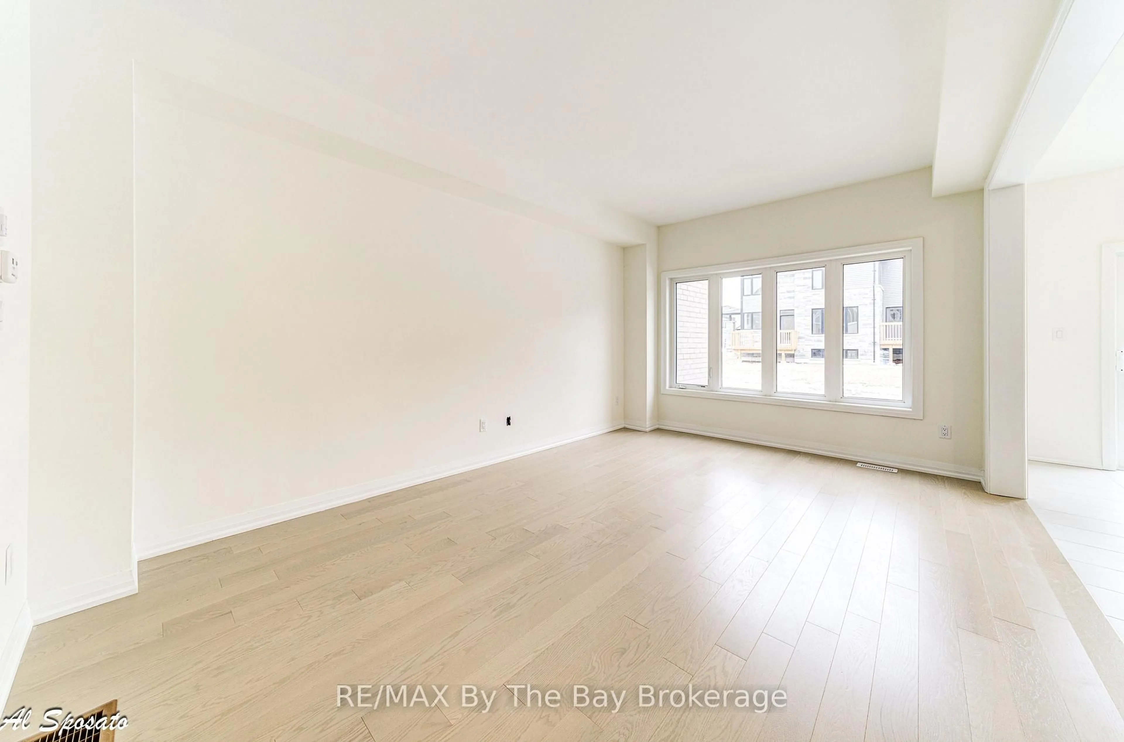 A pic of a room for 73 Federica Cres, Wasaga Beach Ontario L9Z 0N5