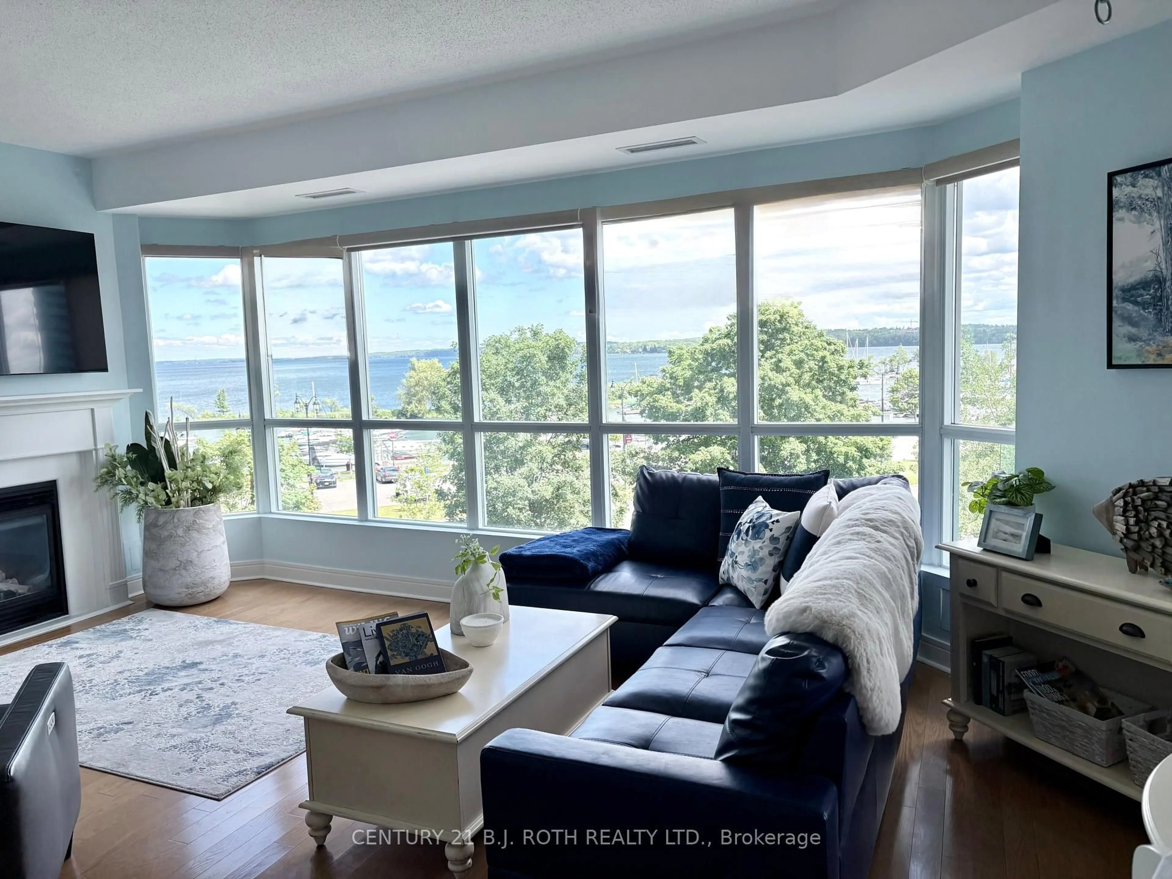 Living room with furniture, unknown for 2 TORONTO St #411, Barrie Ontario L4N 9R2