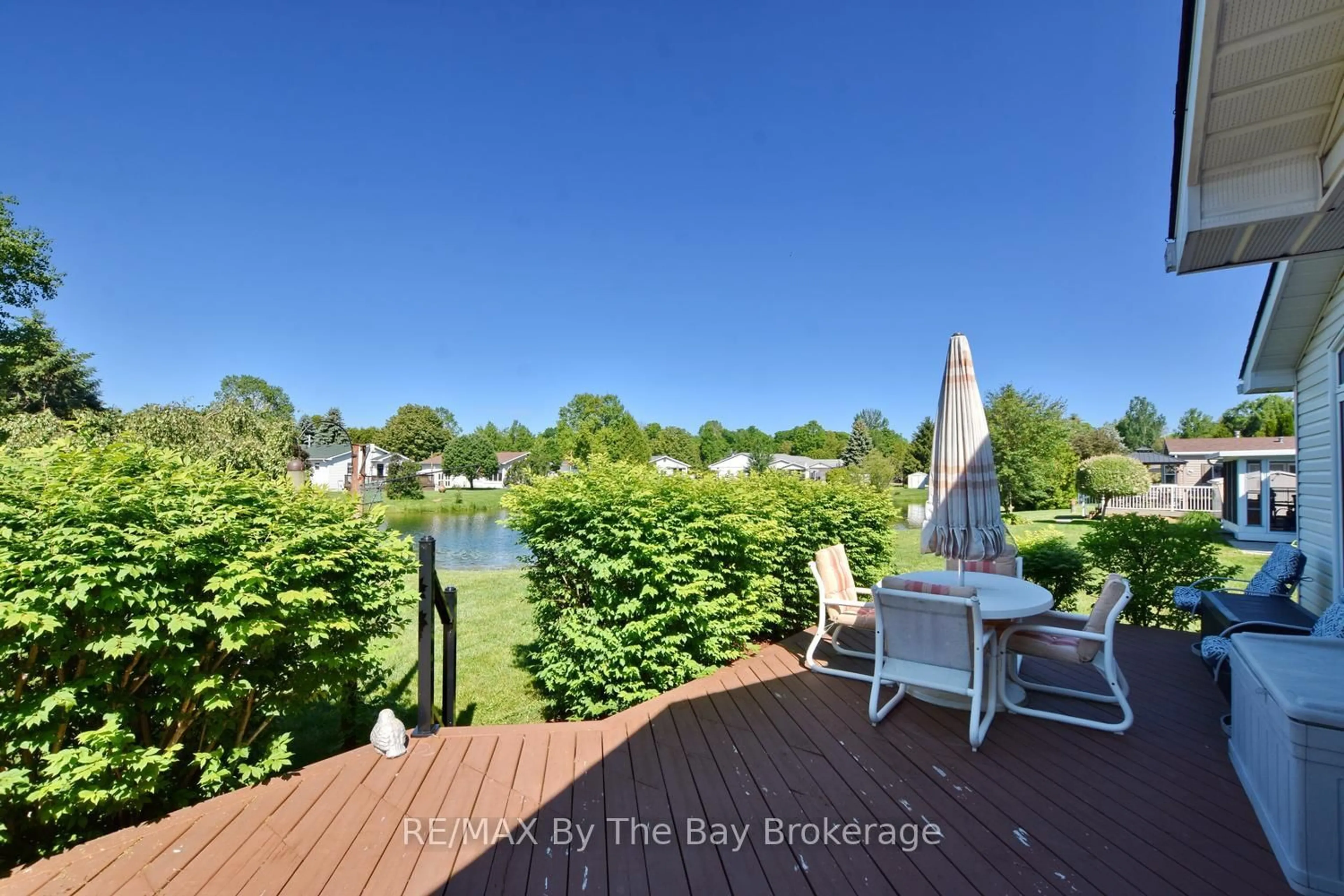 Patio, water/lake/river/ocean view for 12 Indiana Ave, Wasaga Beach Ontario L9Z 3A8