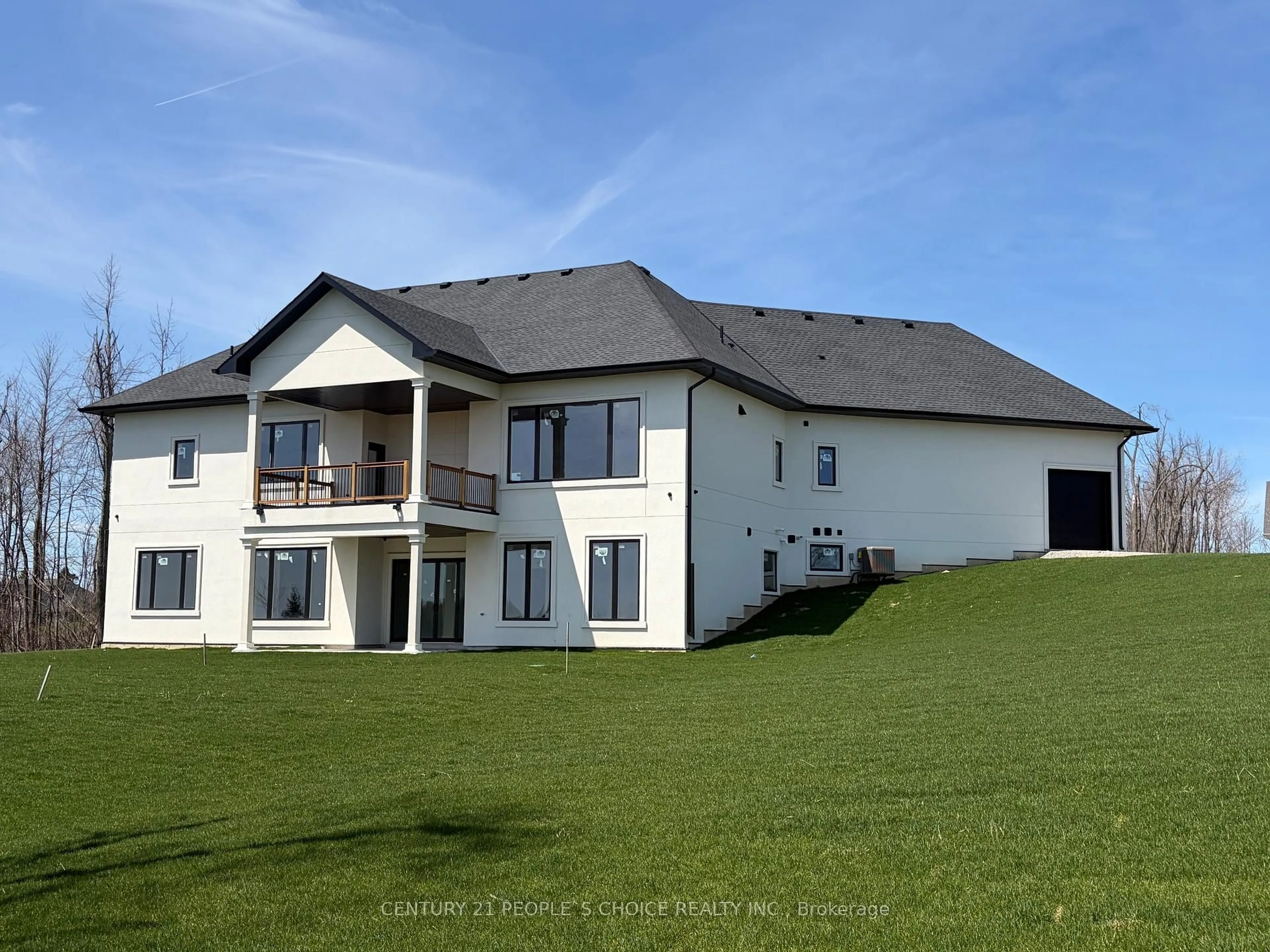 A pic from outside/outdoor area/front of a property/back of a property/a pic from drone, building for 11 Caldwell Dr, Oro-Medonte Ontario L0L 2L0