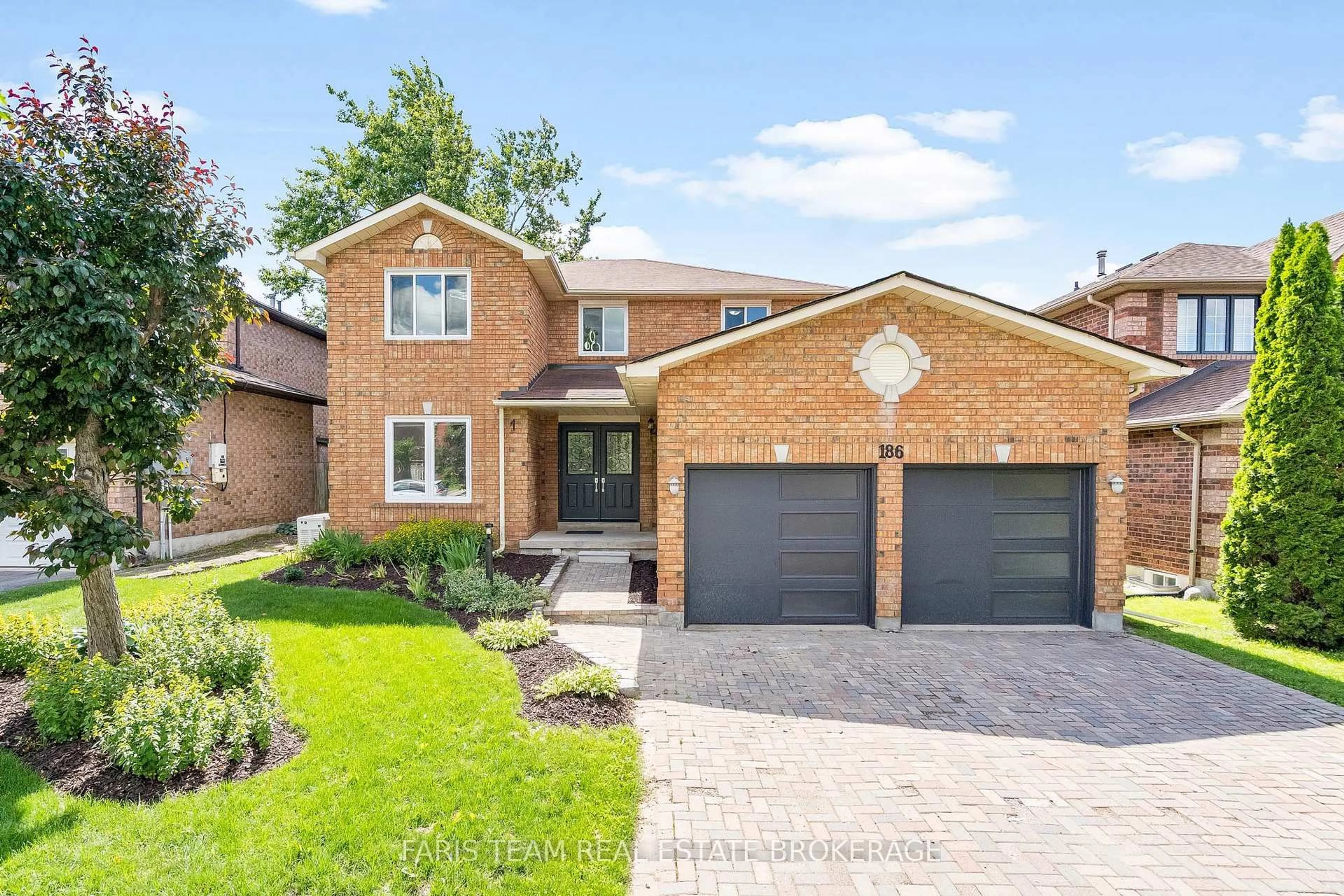 Home with brick exterior material, street for 186 Ferndale Dr, Barrie Ontario L4N 8A1