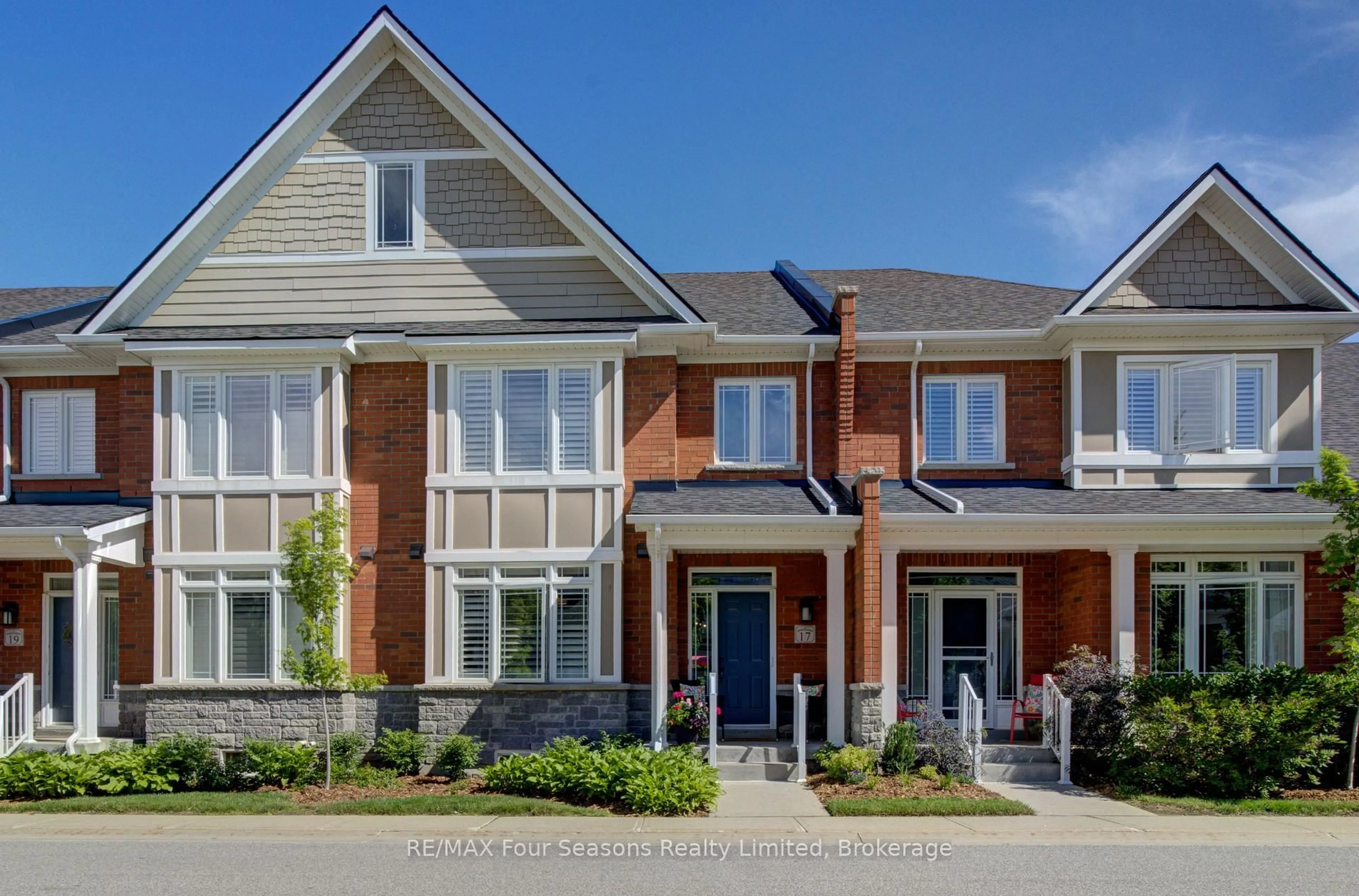 Home with brick exterior material, street for 17 Collship Lane, Collingwood Ontario L9Y 0J6