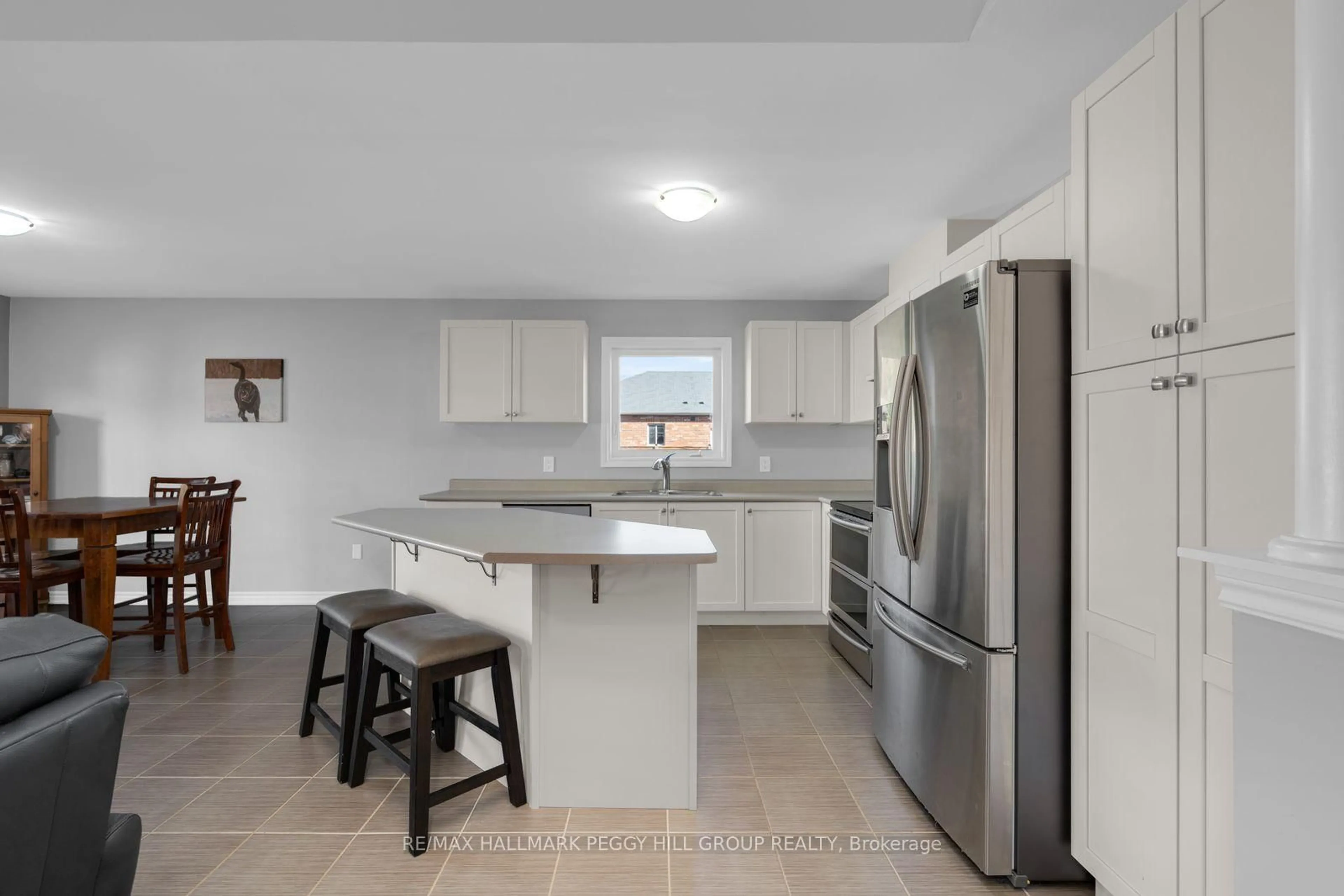 Open concept kitchen, ceramic/tile floor for 70 Bellisle Rd, Penetanguishene Ontario L9M 0V6