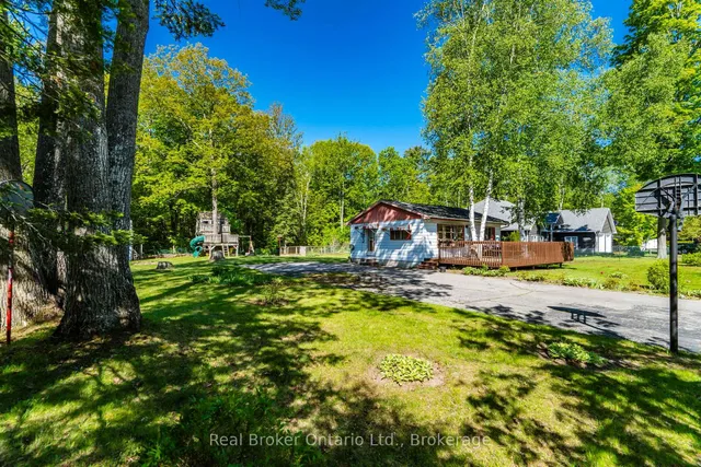 24 Poplar Dr, Tiny 4