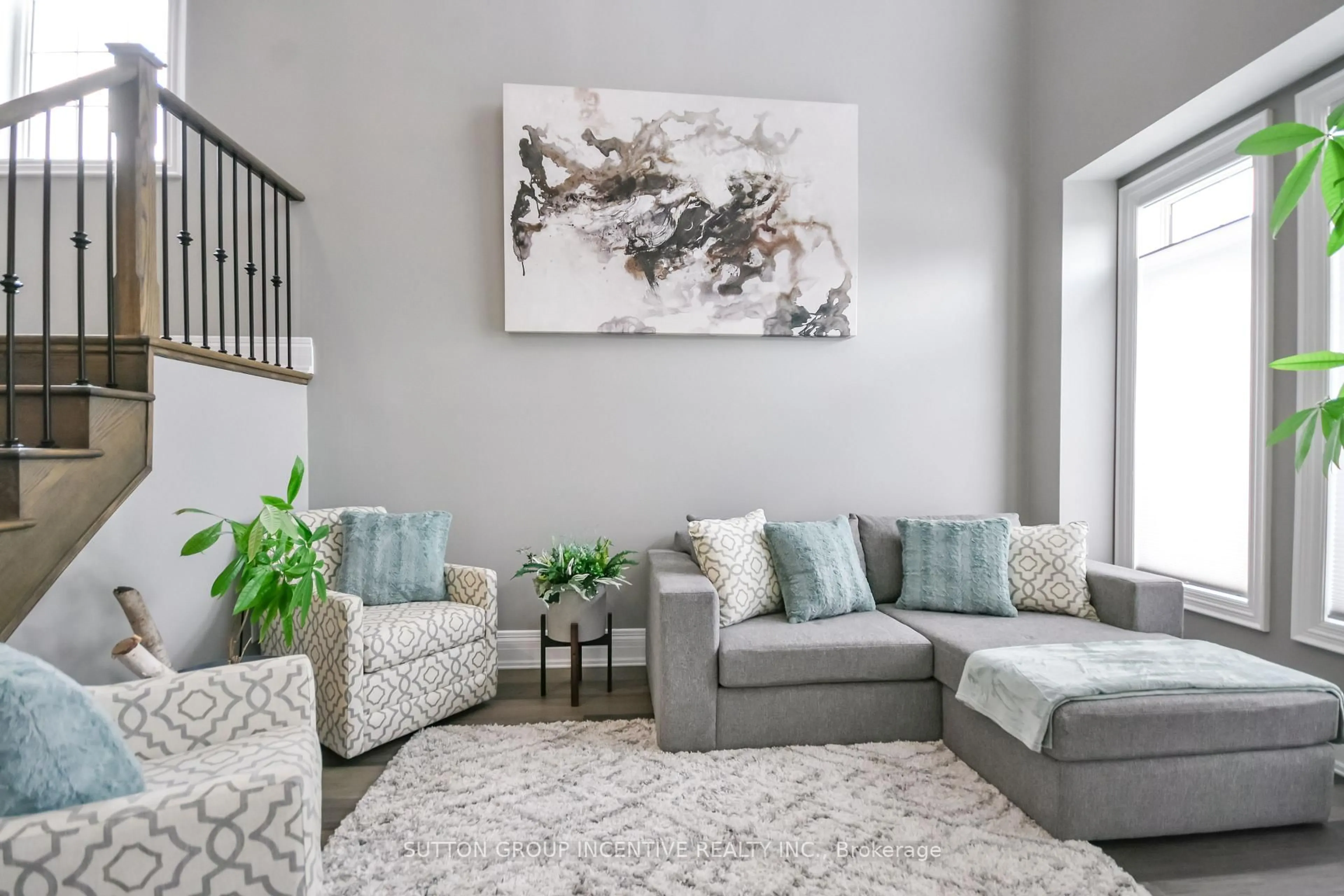 Living room with furniture, carpet floor for 8 Oliver's Mill Rd, Springwater Ontario L9X 0S8