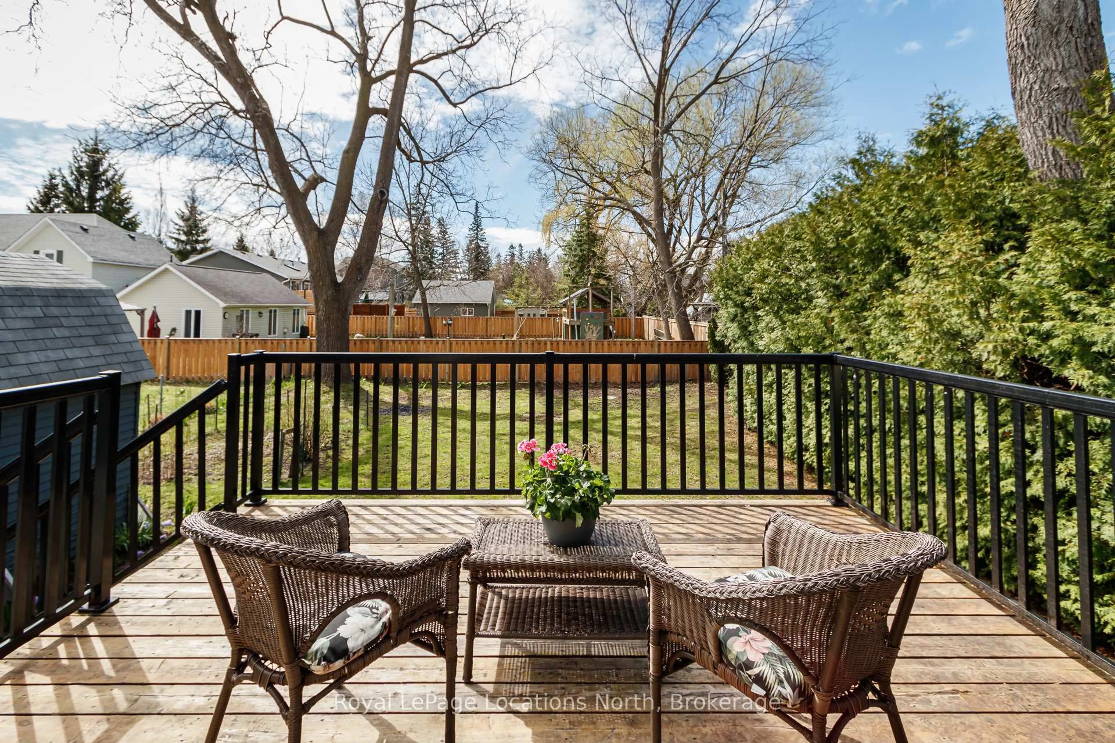 Patio, unknown for 258 FOURTH St, Collingwood Ontario L9Y 1S2