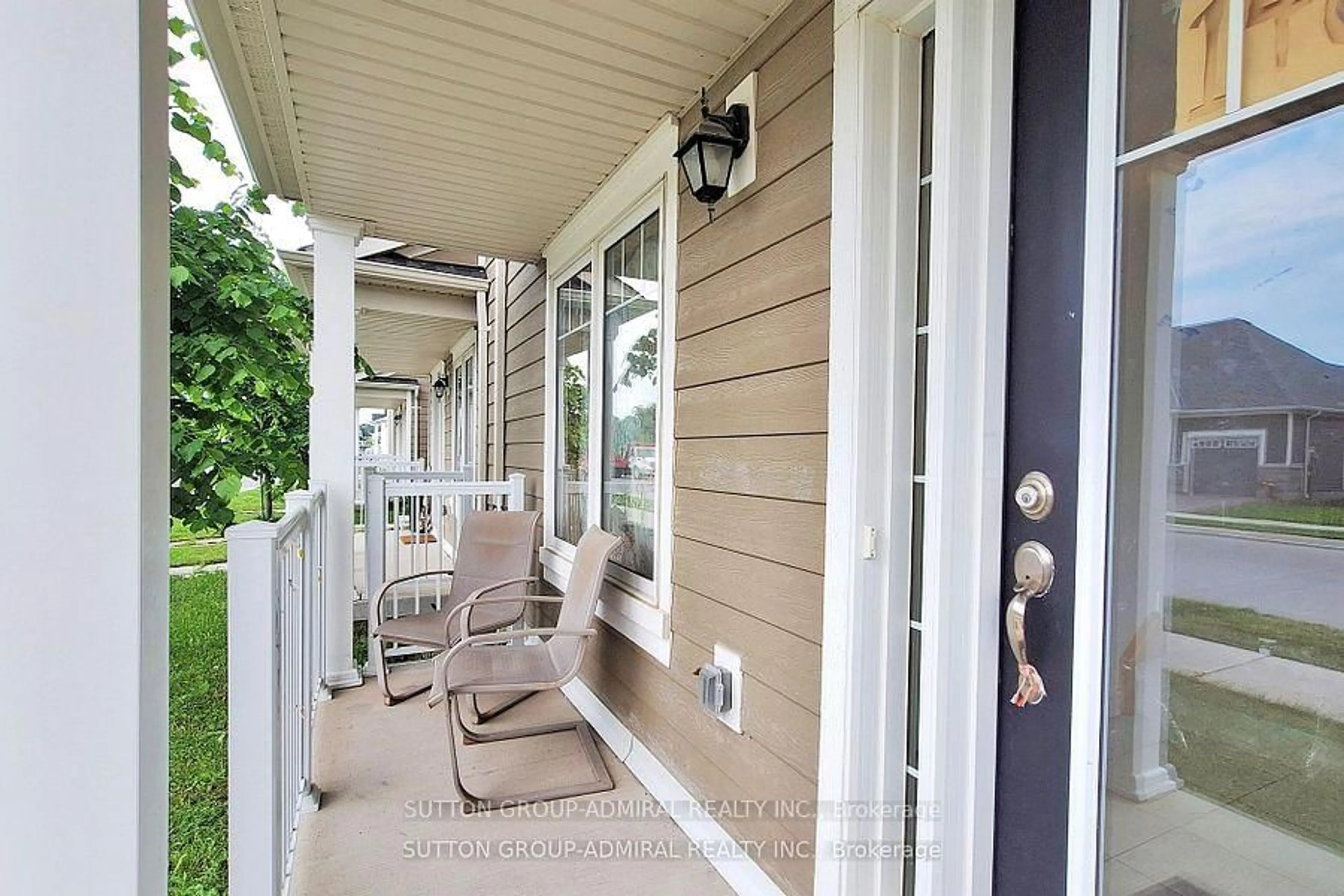Patio, street for 146 Village Gate Dr, Wasaga Beach Ontario L9Z 0J7