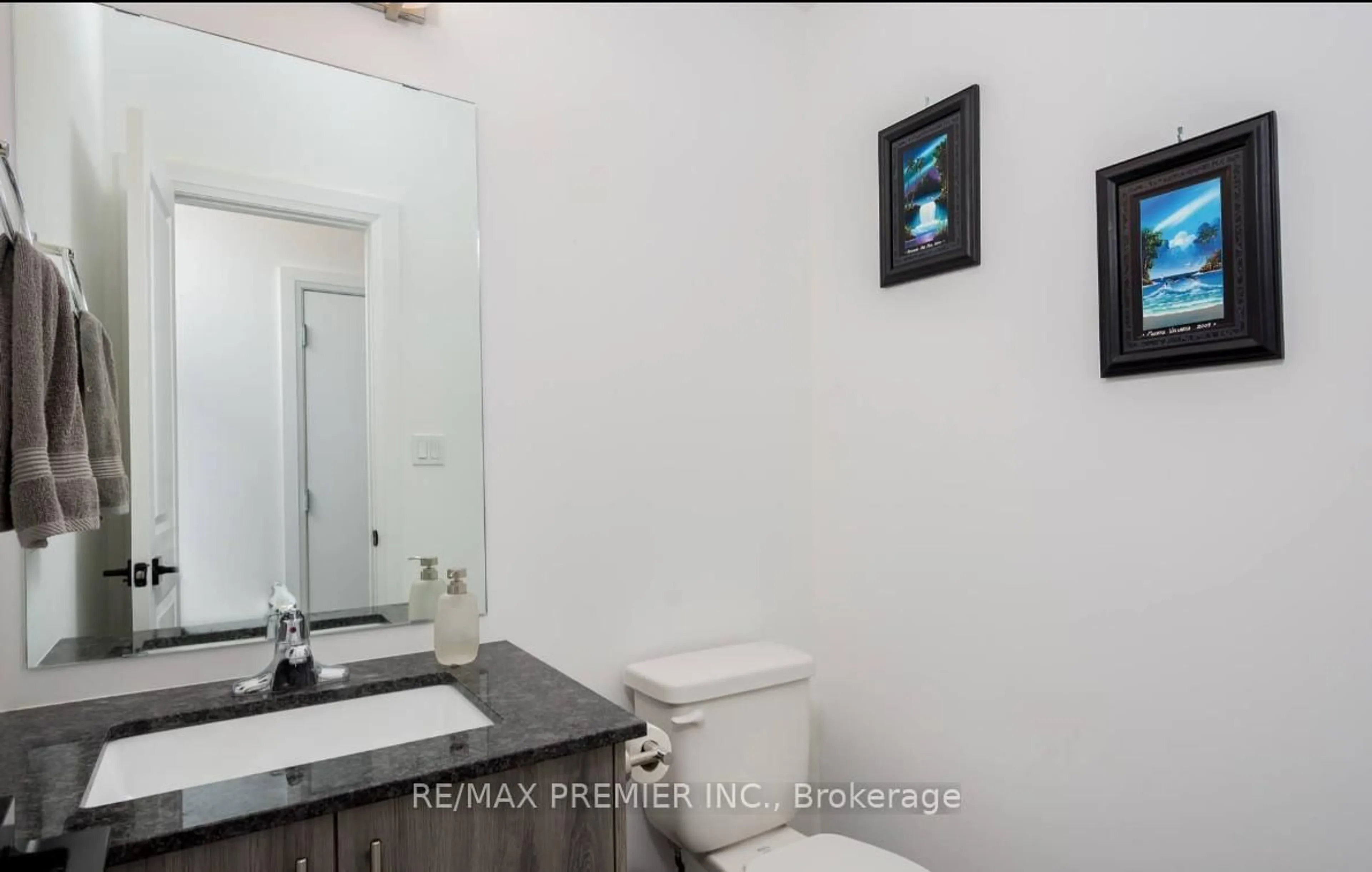 A pic of a room for 15 Haven Lane, Barrie Ontario L4N 6A3