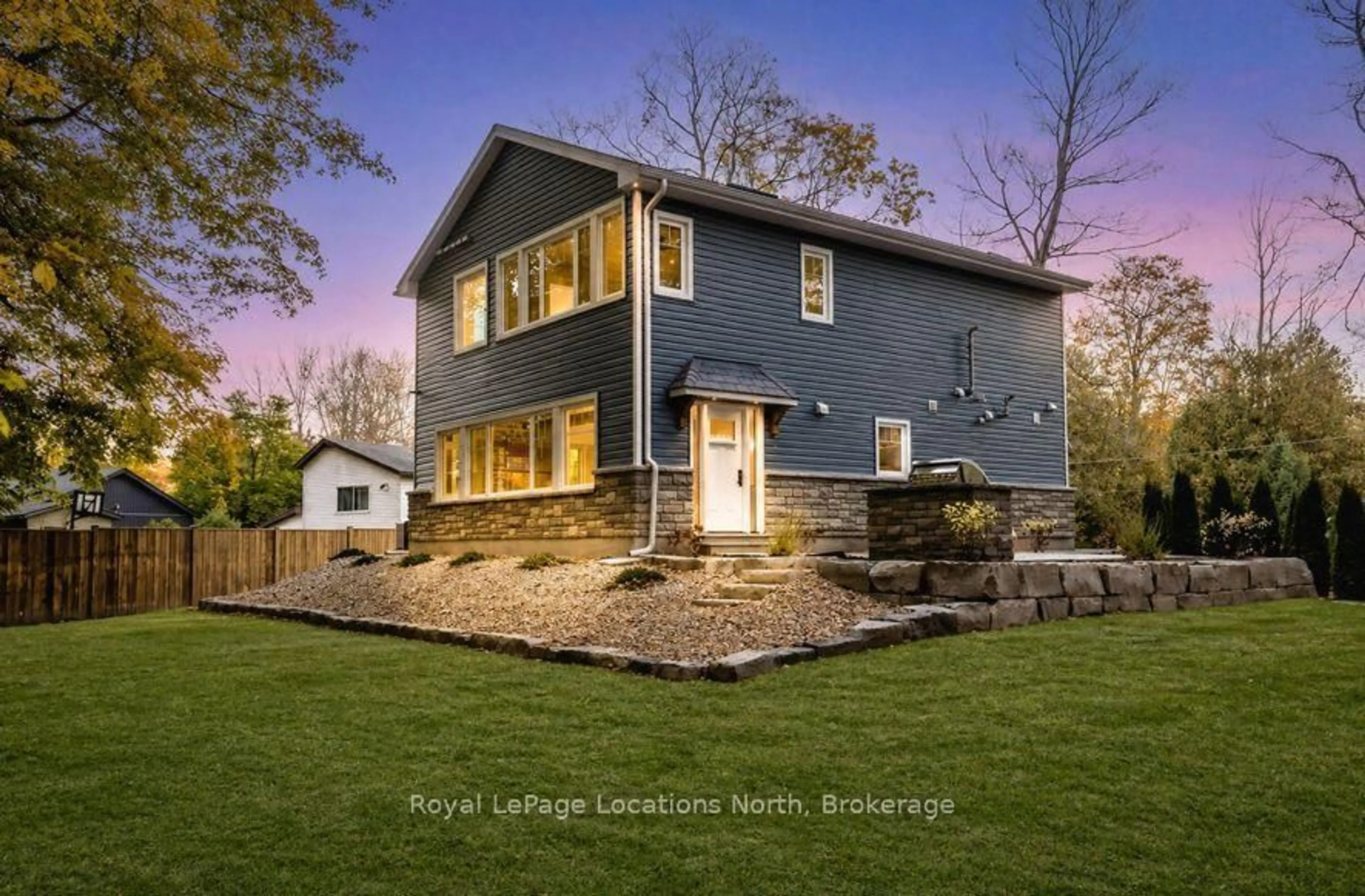 Home with brick exterior material, unknown for 545 Oxbow Park Dr, Wasaga Beach Ontario L9Z 2T9