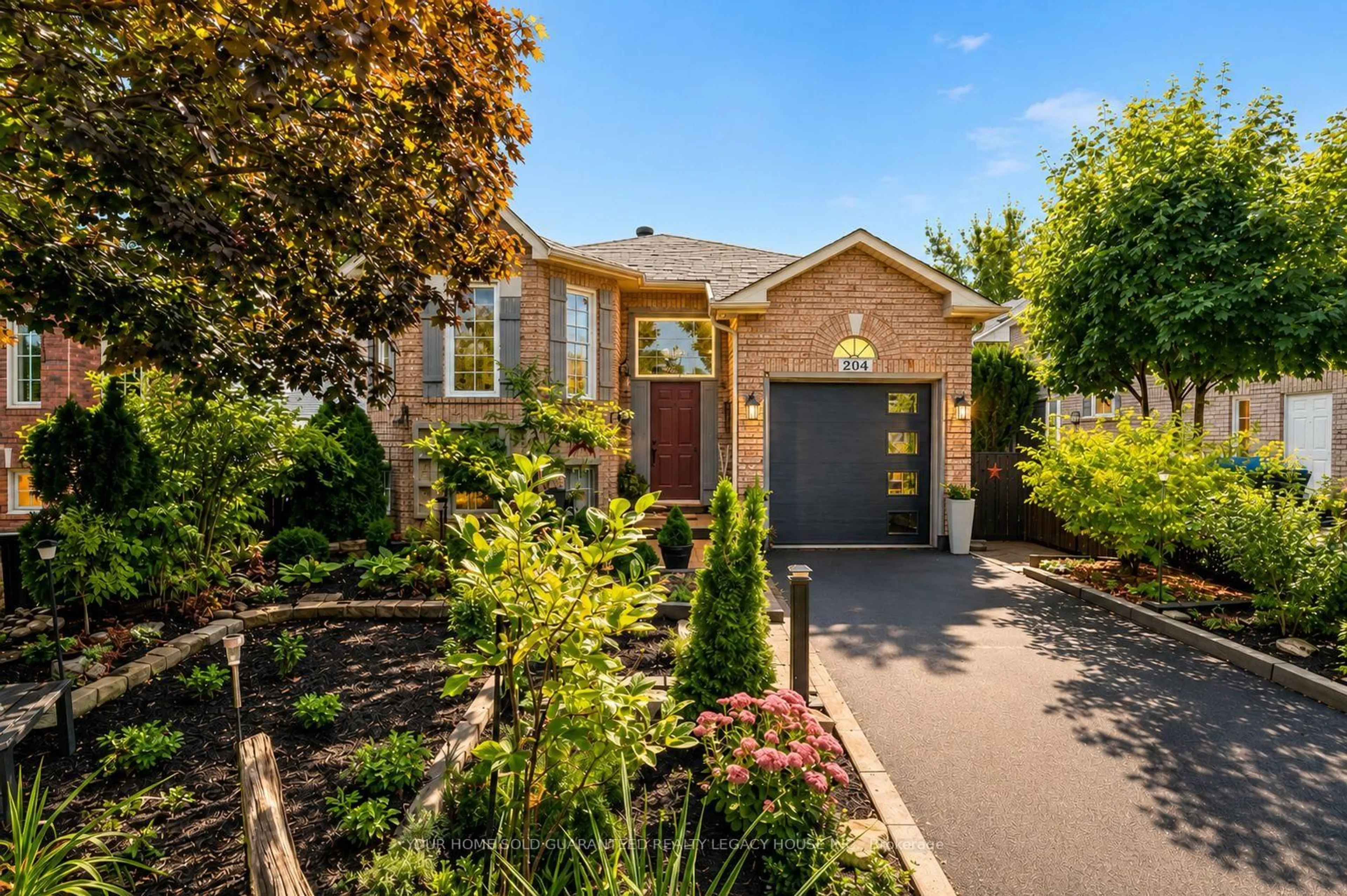Home with brick exterior material, street for 204 Dyer Dr, Wasaga Beach Ontario L9Z 1L9