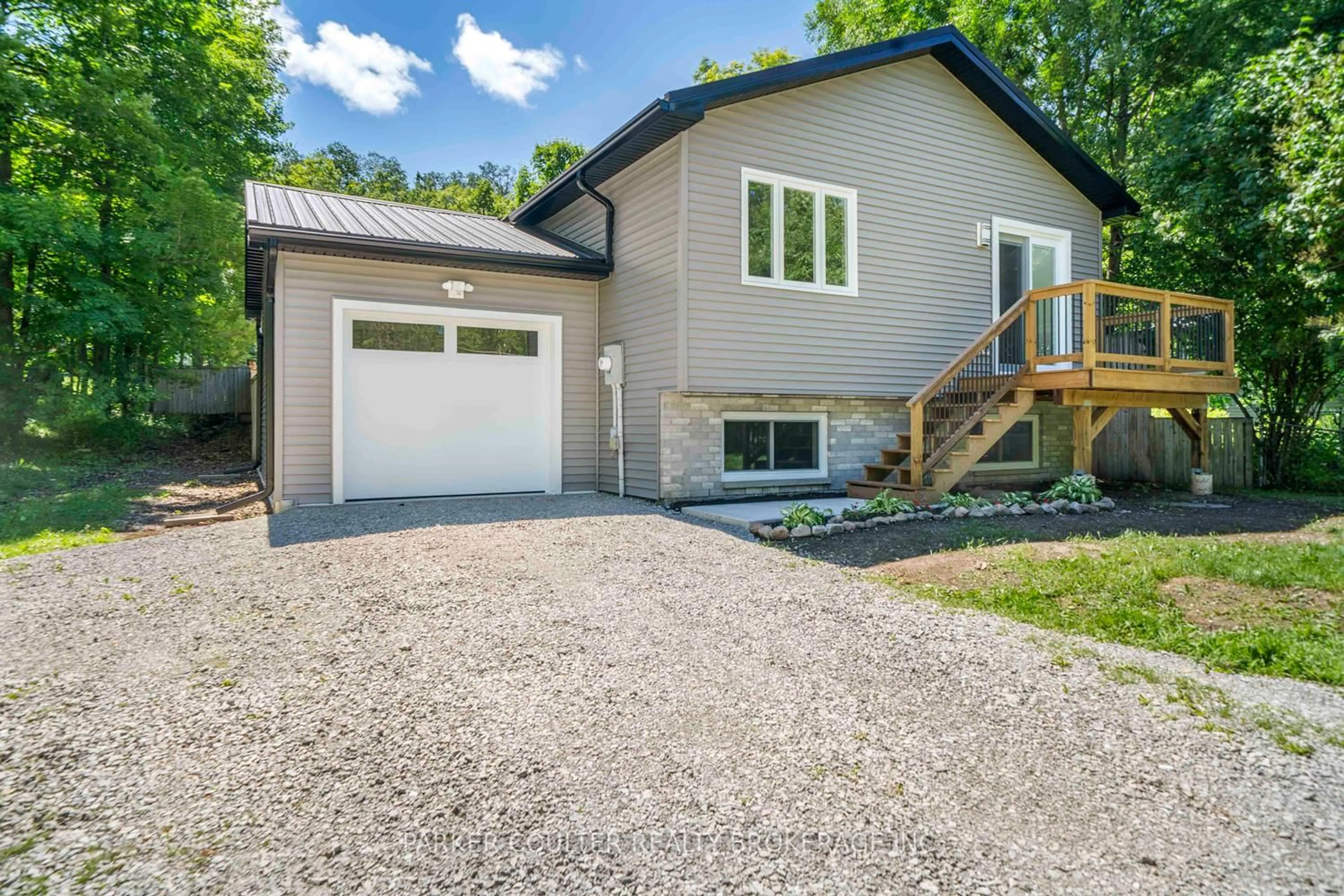 Unknown for 82 McArthur Dr, Penetanguishene Ontario L9M 1X3