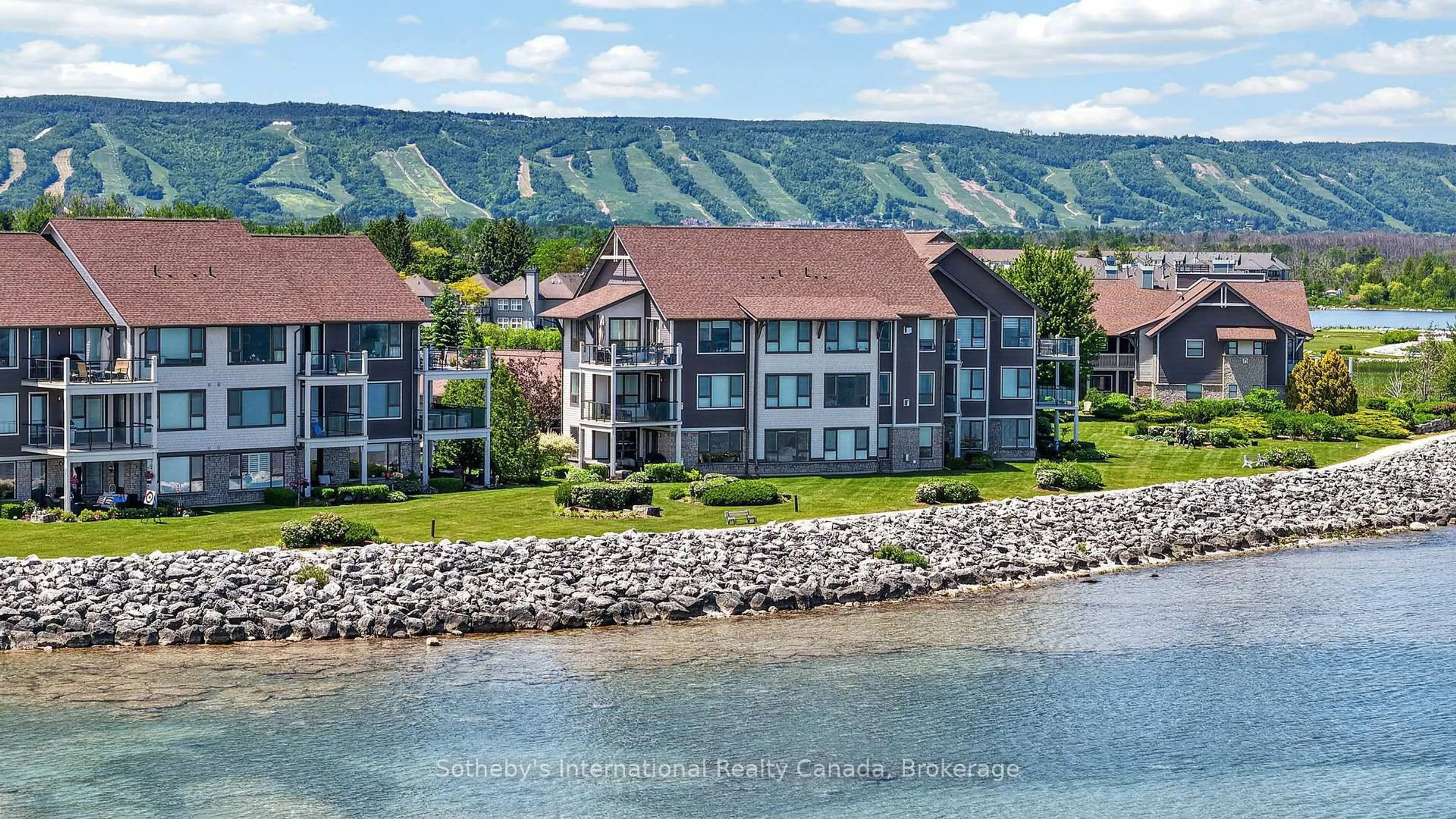 Unknown for 555 Mariners Way, Collingwood Ontario L9Y 5C7