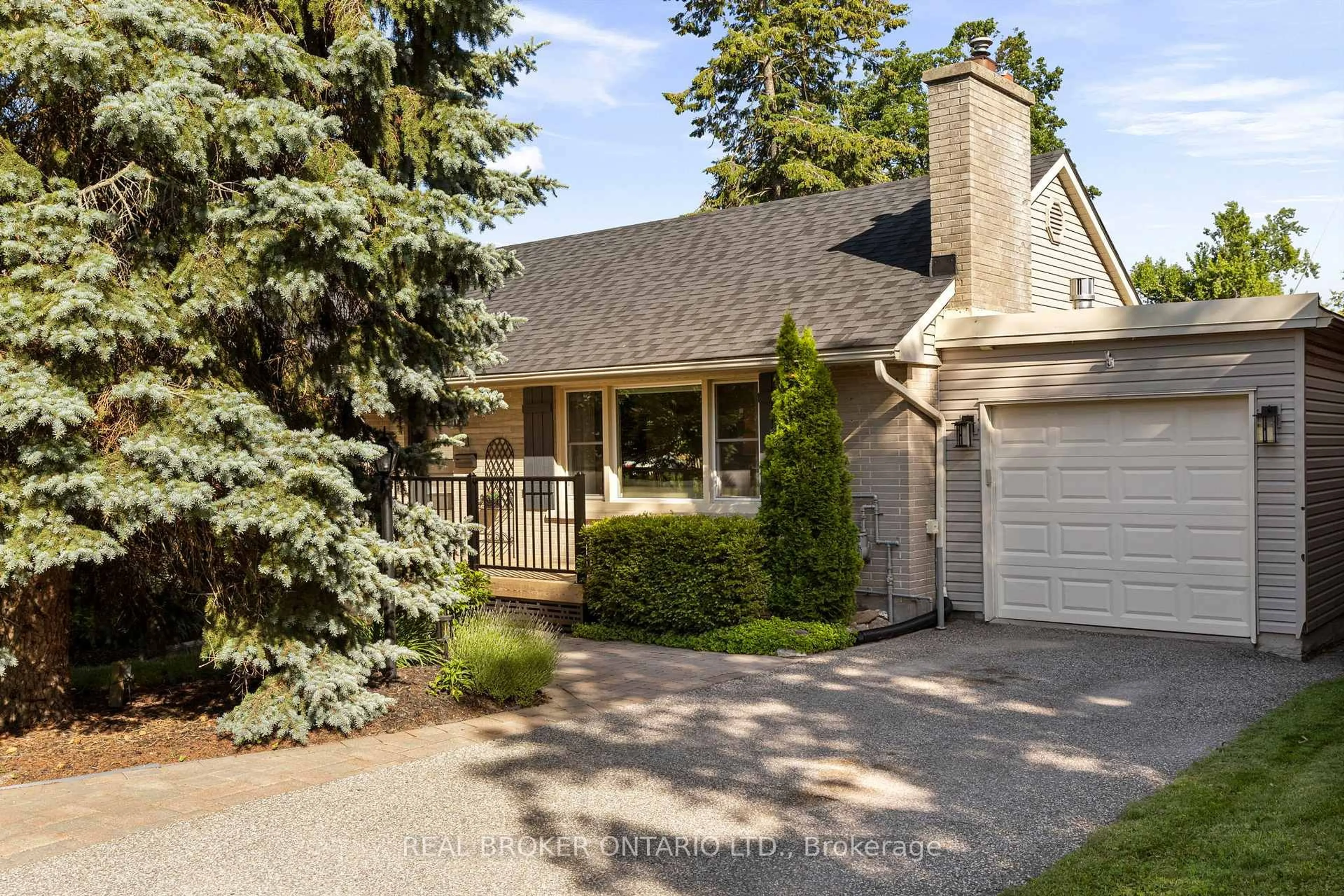 Home with brick exterior material, street for 13 Borland St, Orillia Ontario L3V 3R3