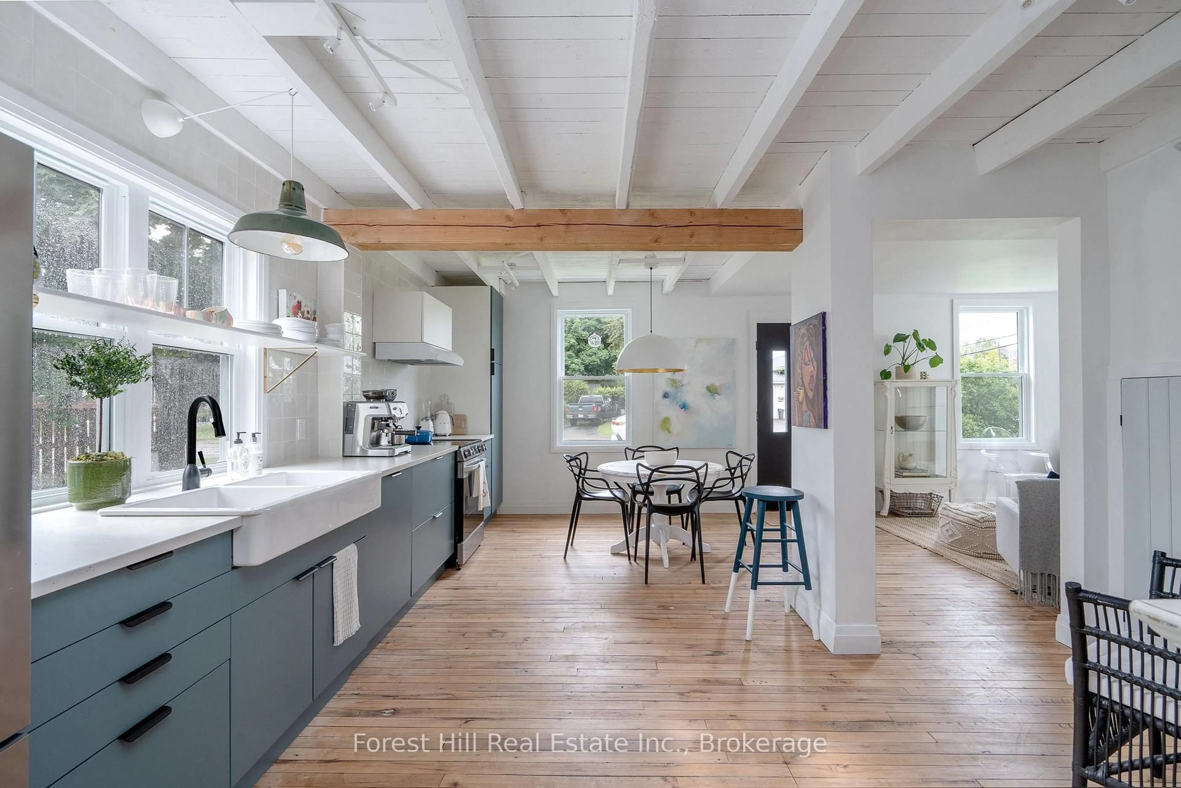 Open concept kitchen, unknown for 461 FIFTH St, Collingwood Ontario L9Y 4B1