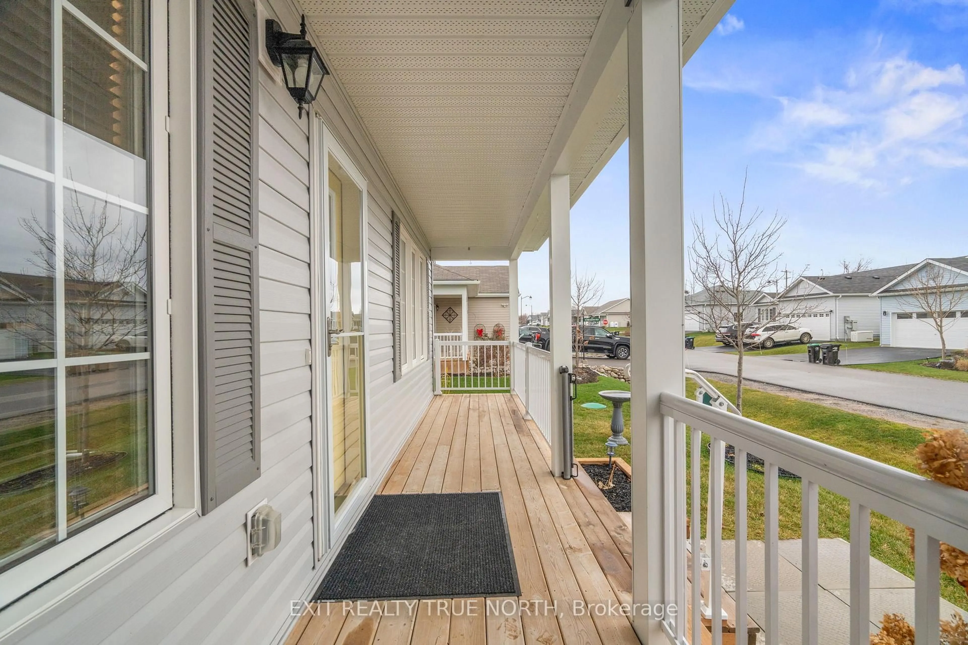 Unknown for 8 Sinclair Cres, Ramara Ontario L3V 8J9