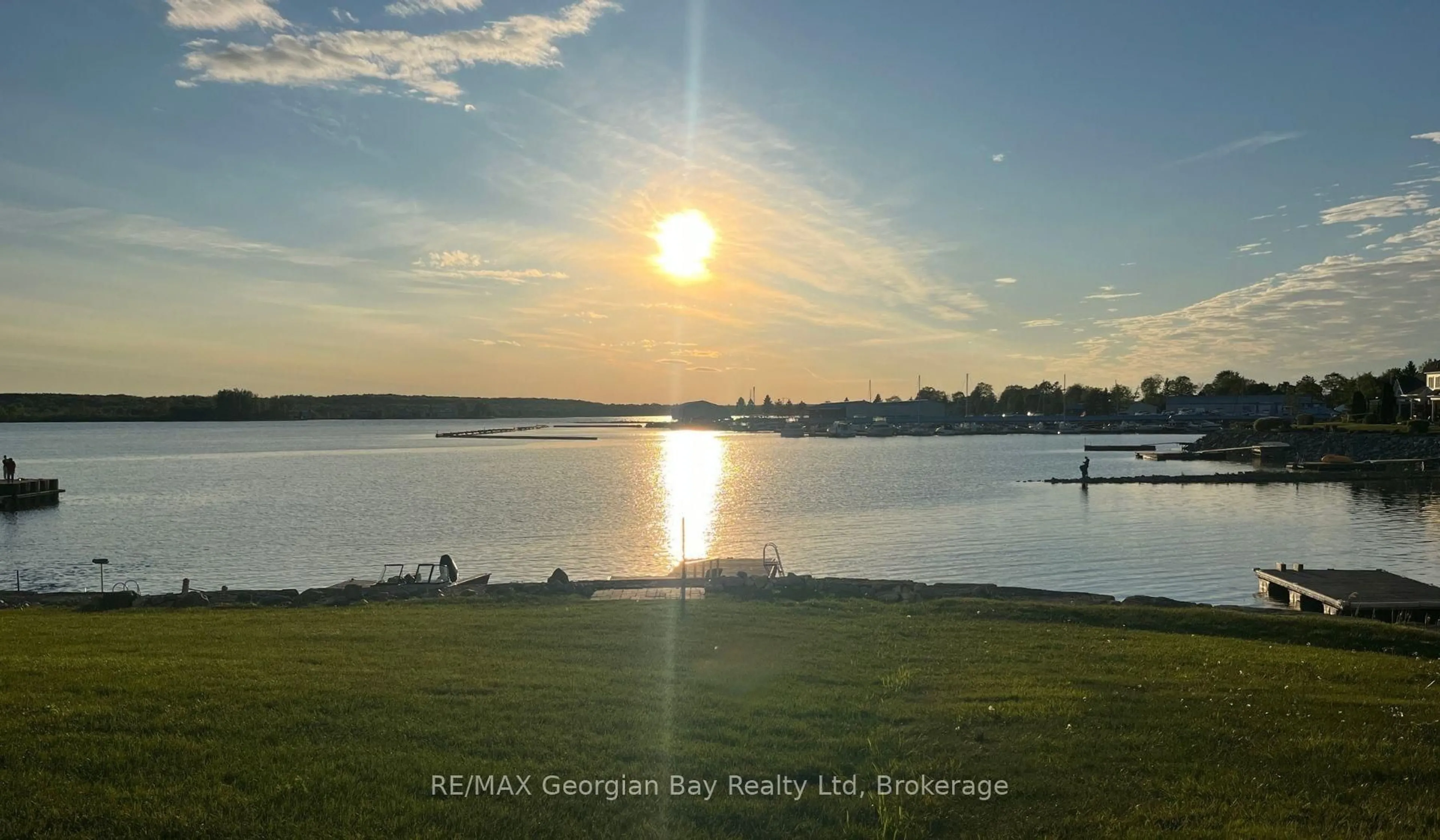 Blurry image for 210 Wycliffe Cove, Tay Ontario L0K 2A0