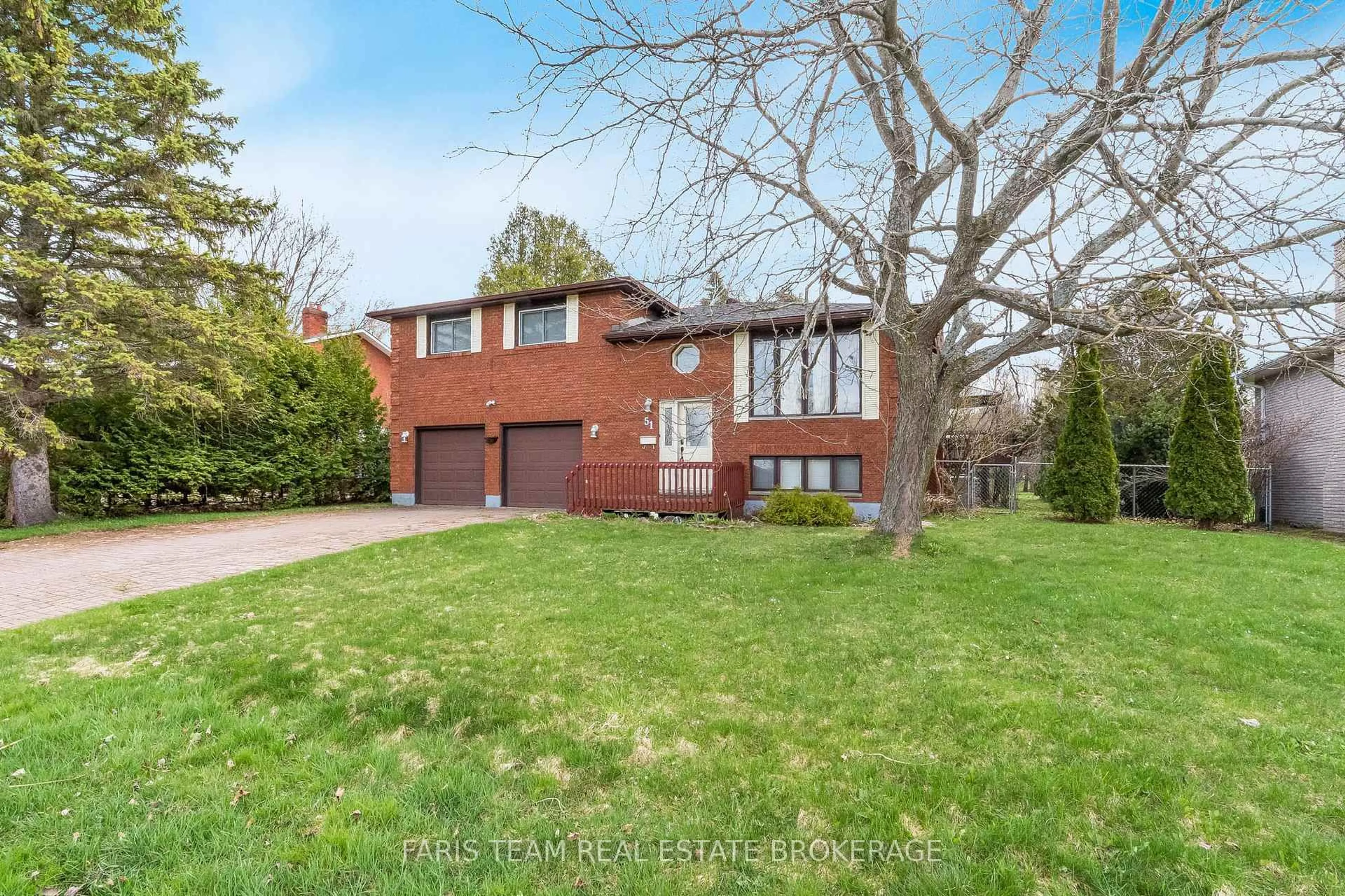 Home with brick exterior material, street for 51 Beck Blvd, Penetanguishene Ontario L9M 1E2