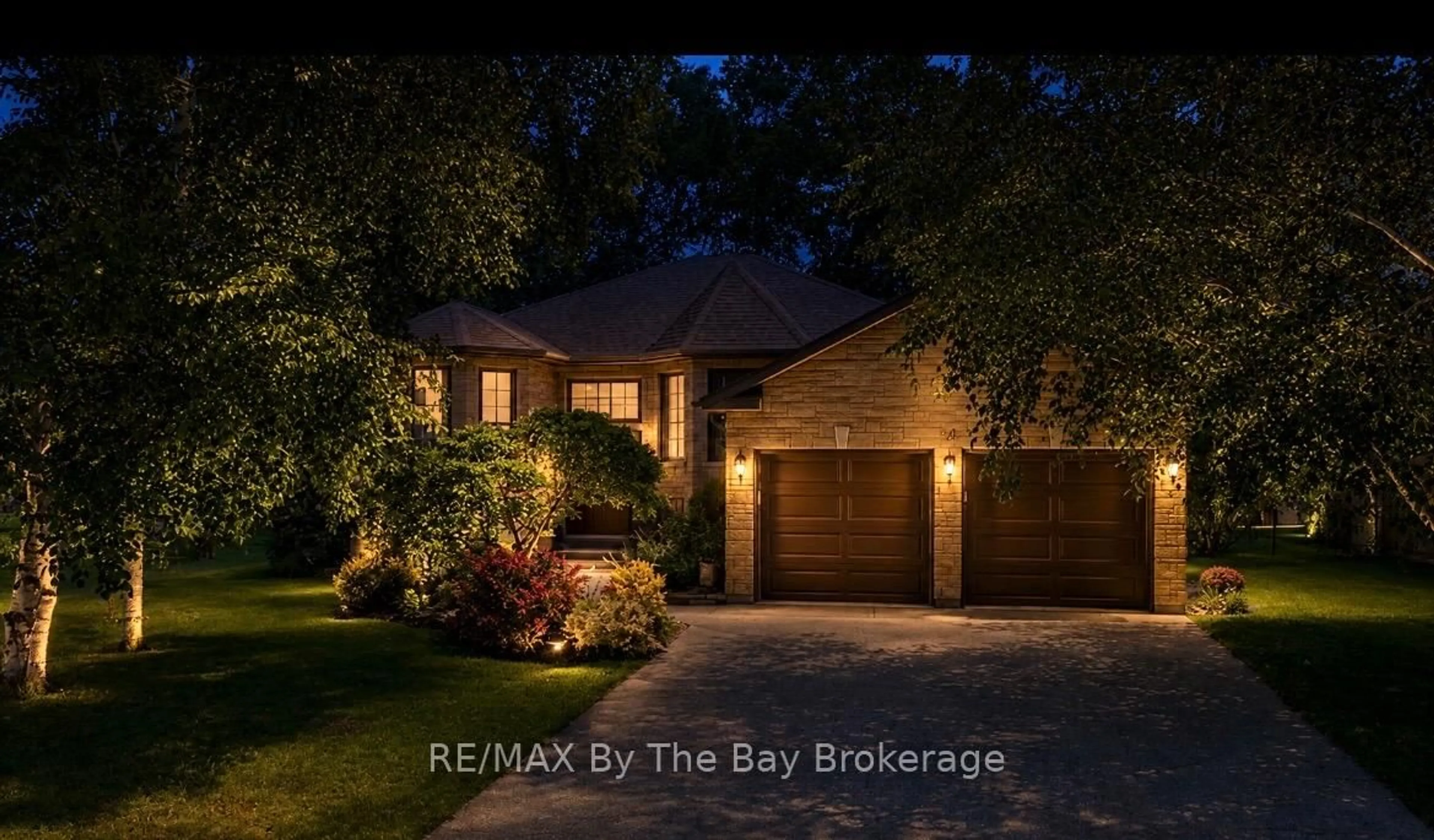 Home with brick exterior material, street for 54 Fairway Cres, Wasaga Beach Ontario L9Z 1B8