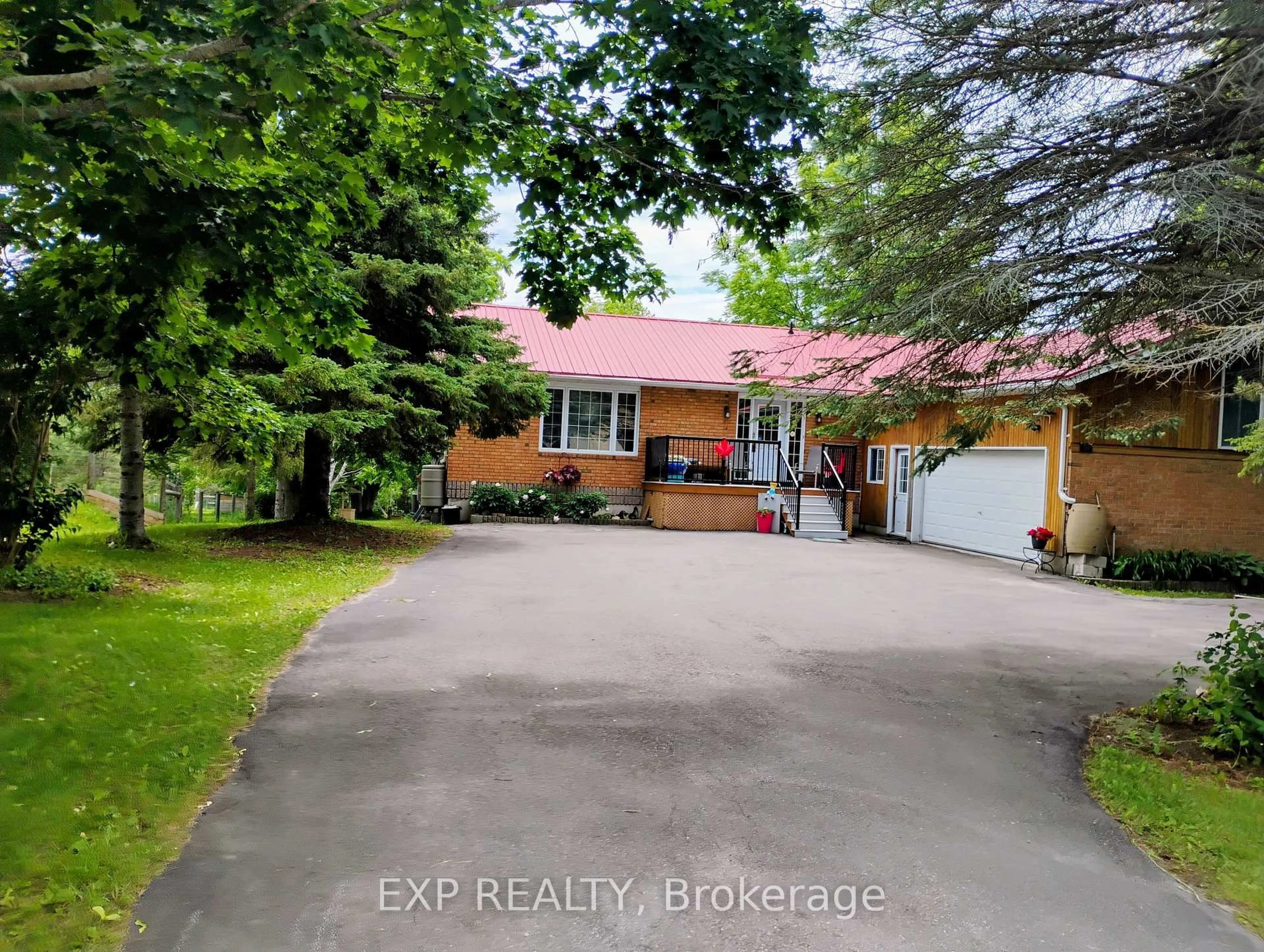 A pic from outside/outdoor area/front of a property/back of a property/a pic from drone, street for 91 Simcoe Rd, Ramara Ontario L0K 1B0
