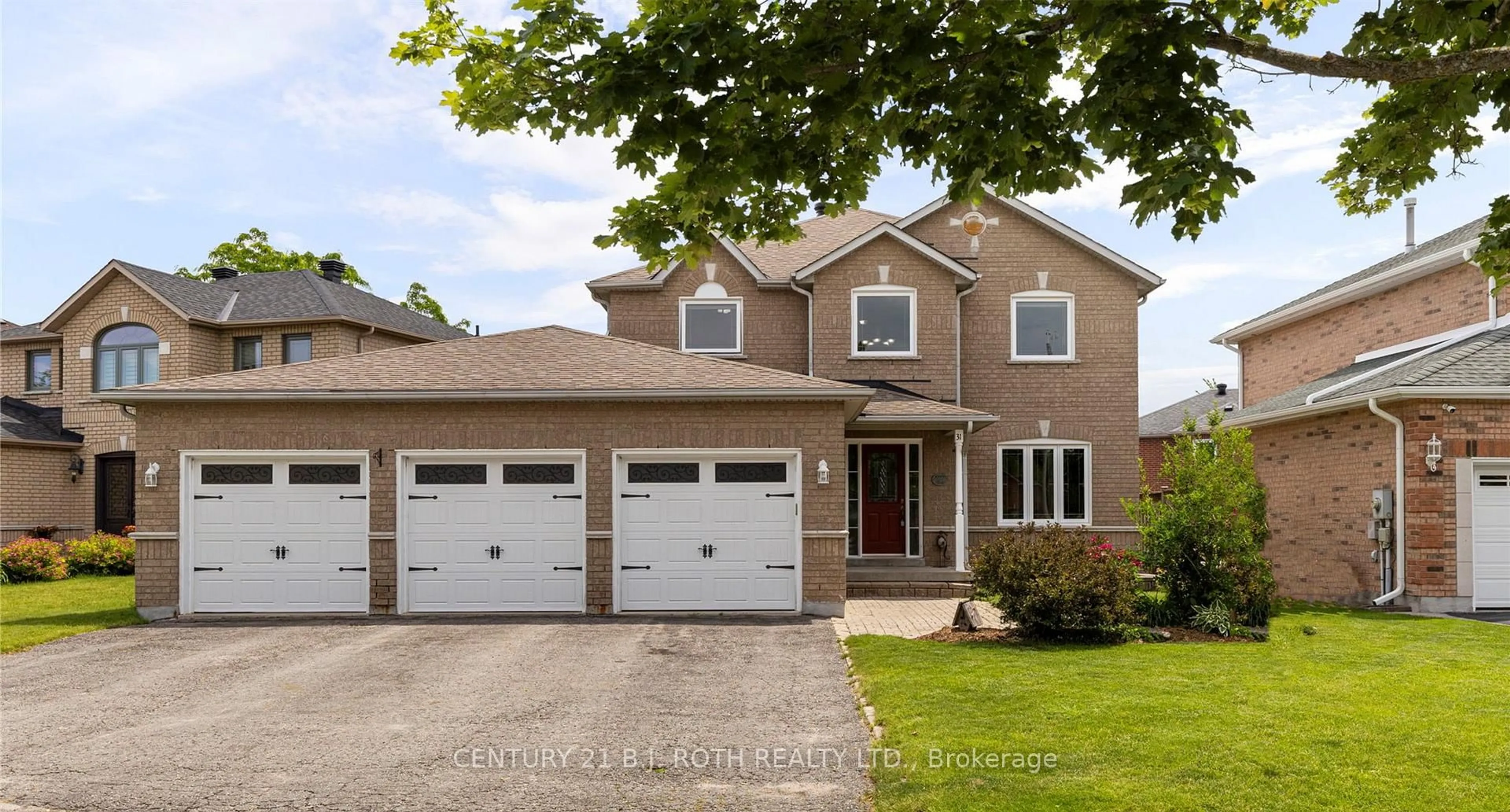 Home with vinyl exterior material, street for 31 Emms Dr, Barrie Ontario L4N 8H2