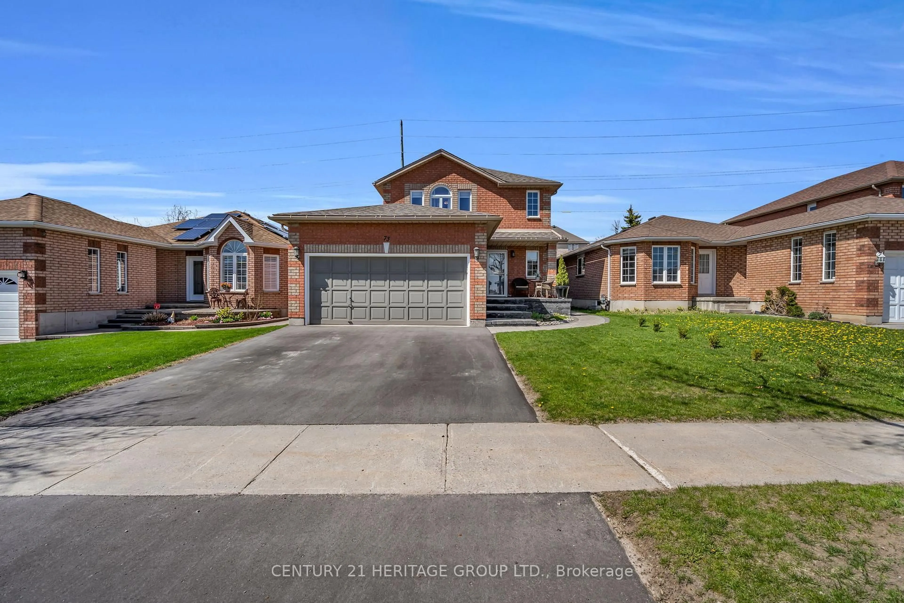 Home with brick exterior material, street for 73 Stollar Blvd, Barrie Ontario L4M 6N3