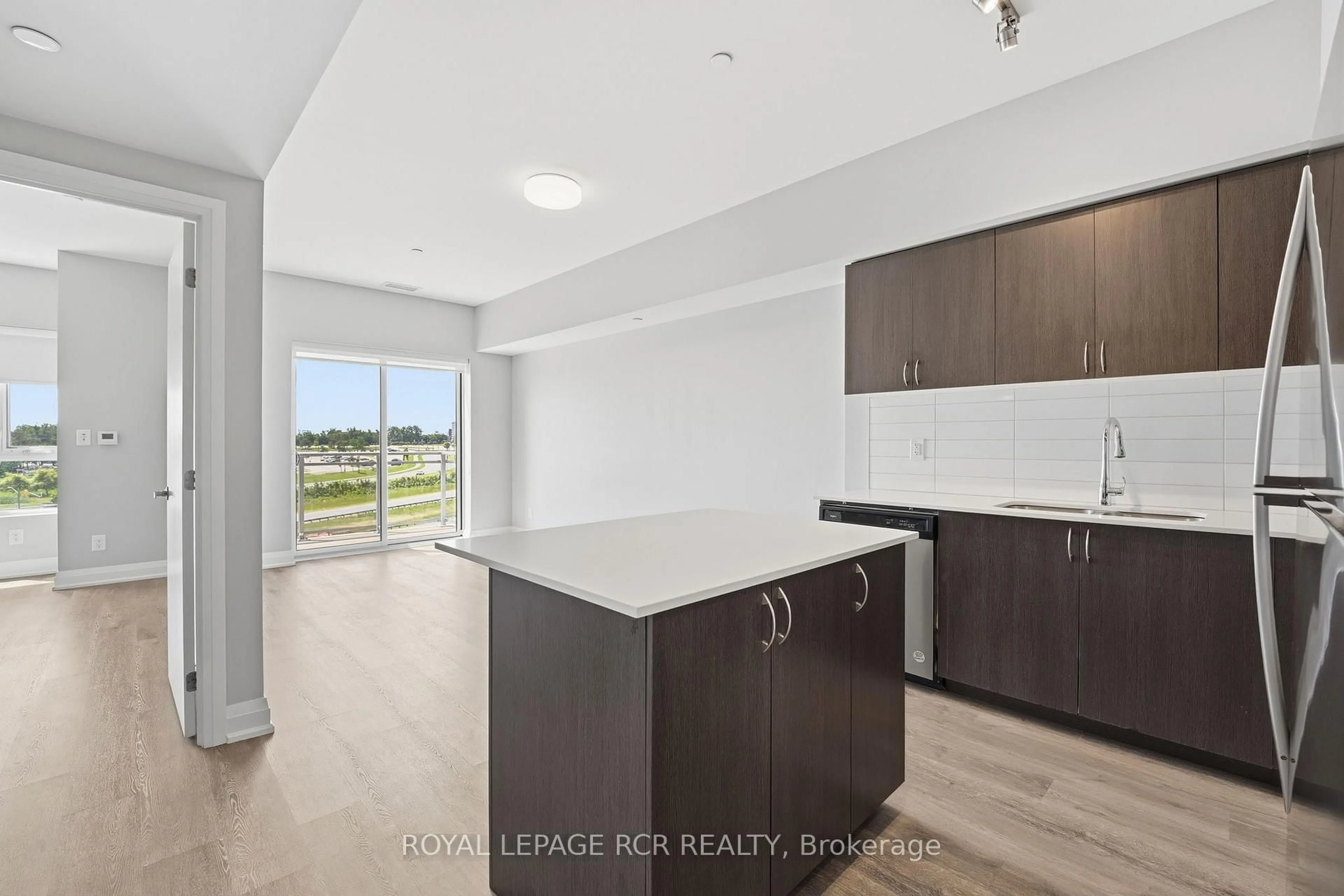 Unknown for 58 Lakeside Terr #1112, Barrie Ontario L4M 0L5