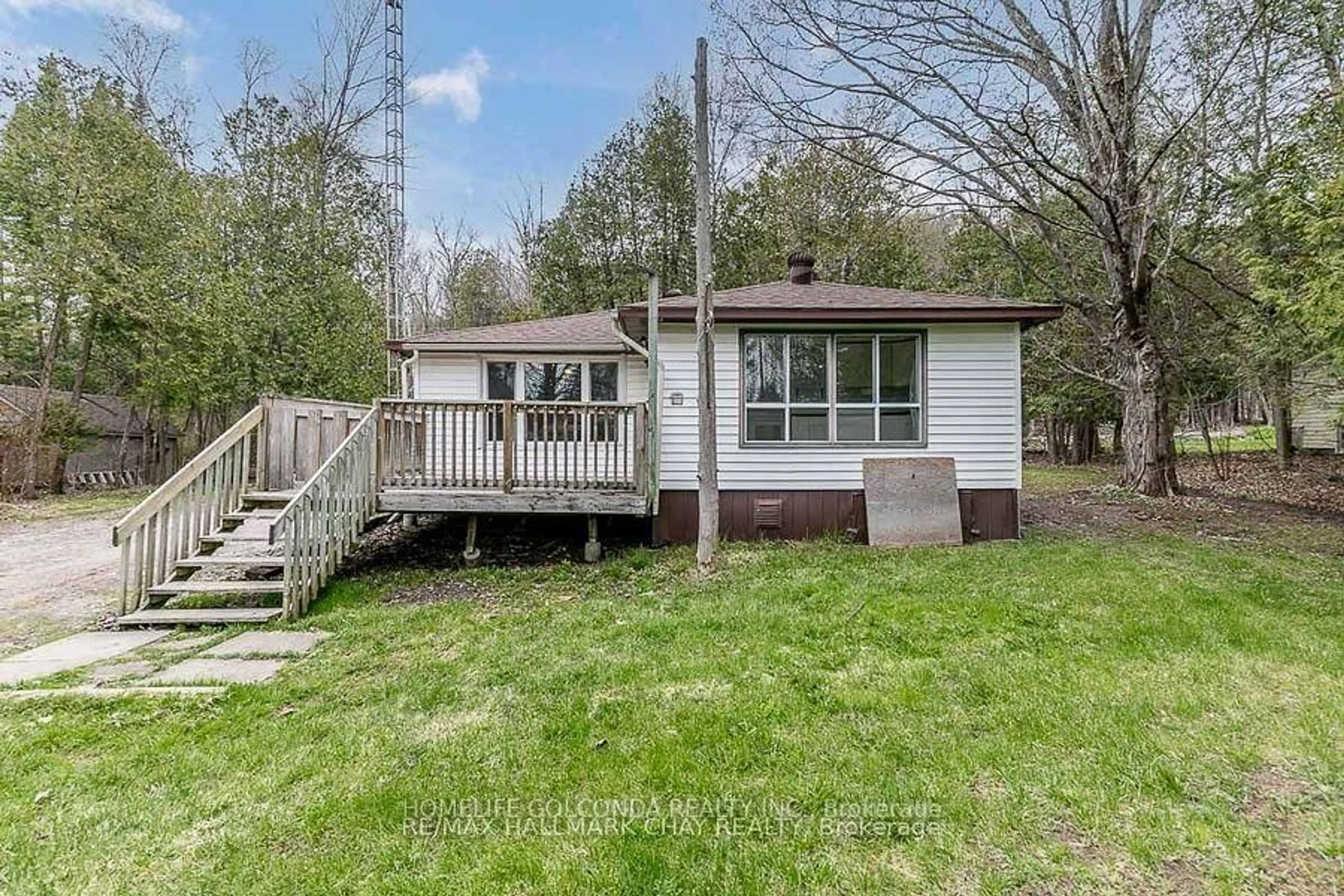 Unknown for 15 Poplar Cres, Oro-Medonte Ontario L0L 1T0