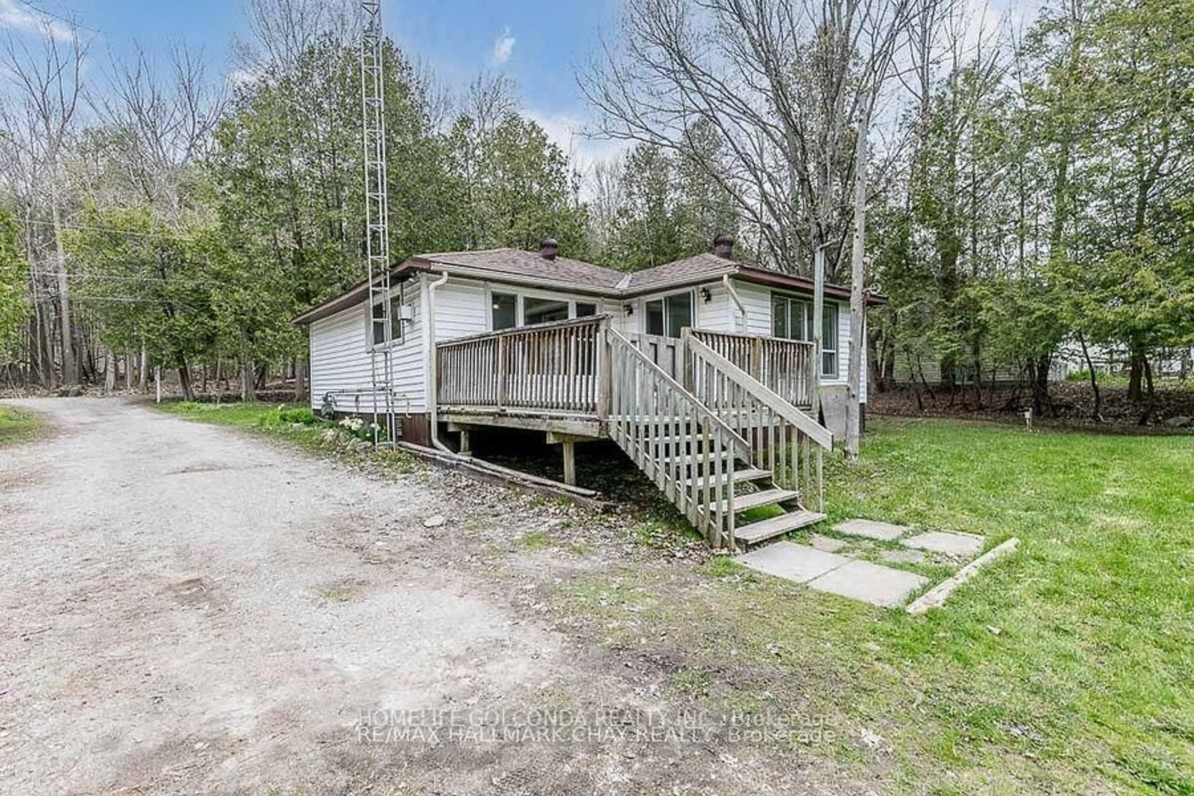 Unknown for 15 Poplar Cres, Oro-Medonte Ontario L0L 1T0