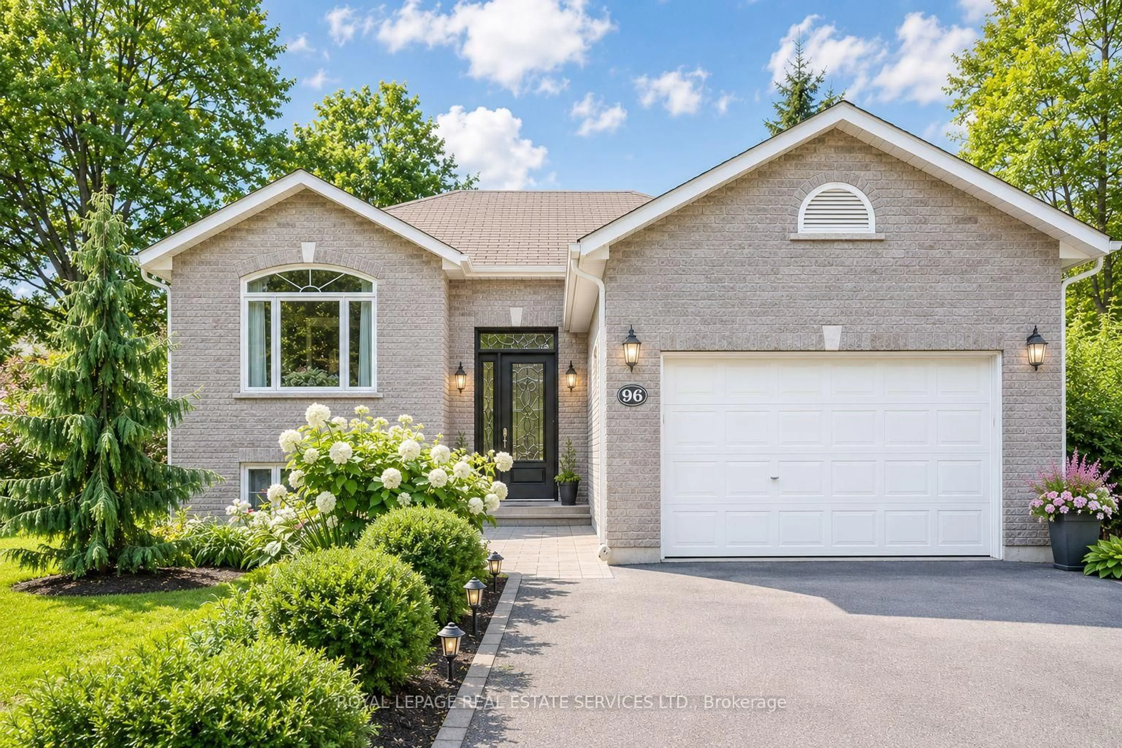 Home with brick exterior material, street for 96 46th St, Wasaga Beach Ontario L9Z 1Y7