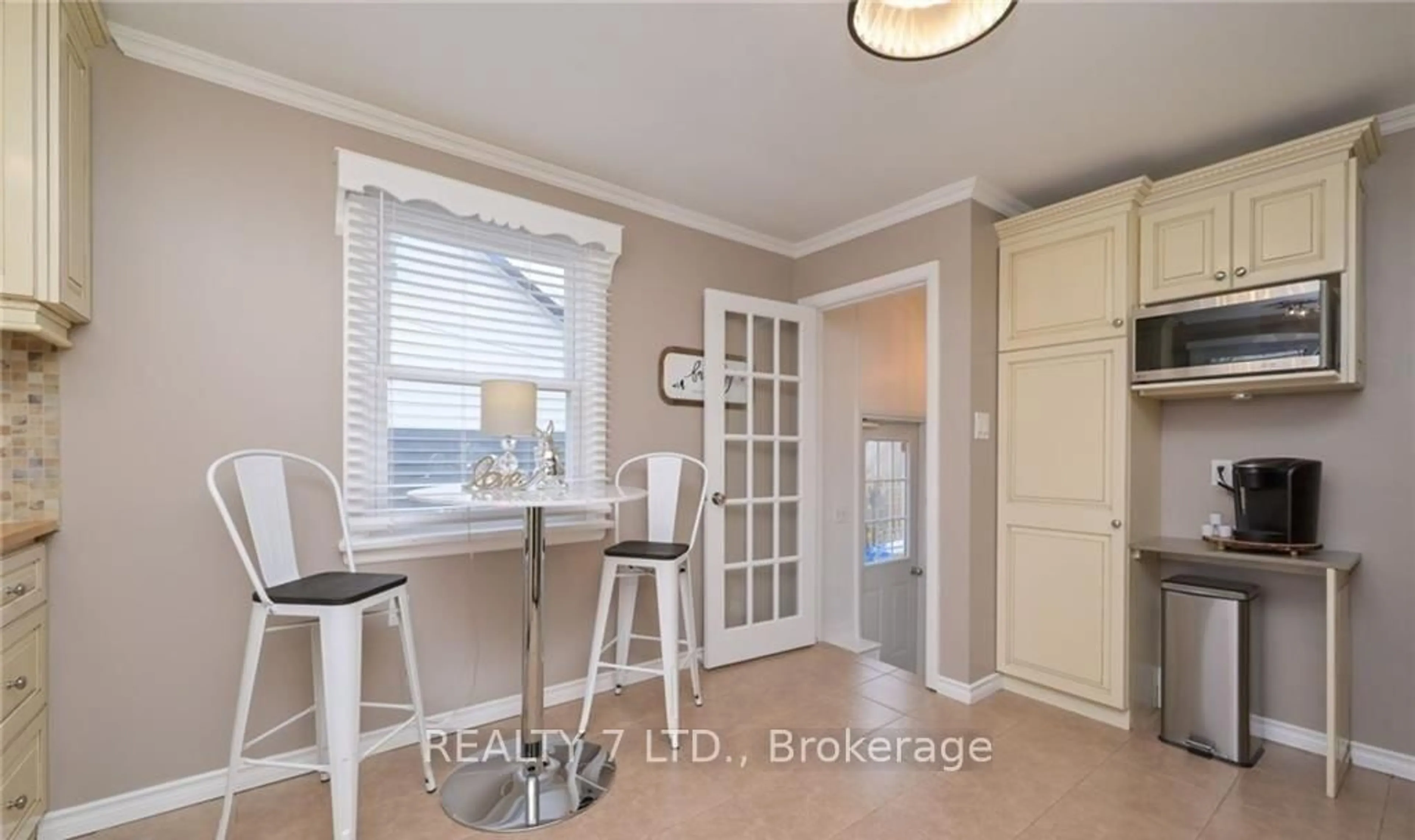 A pic of a room for 270 JAMES St, Orillia Ontario L3V 1M2