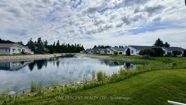 25 Kentucky Ave, Wasaga Beach 3