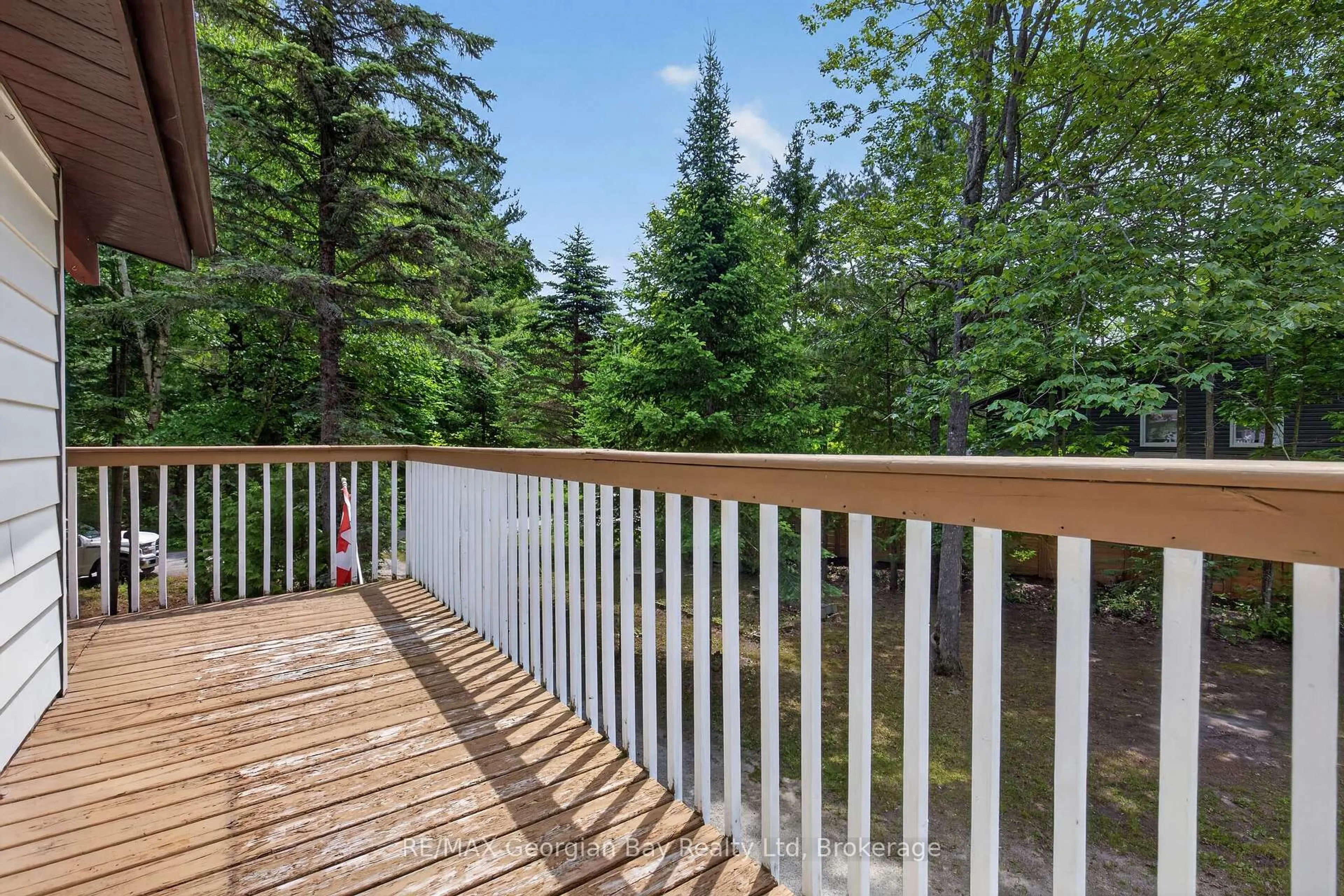 Patio, forest/trees view for 6 Brunelle Rd, Tiny Ontario L9M 0J2