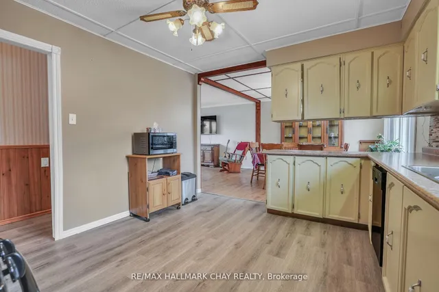 8315 93 Highway, Tiny 5