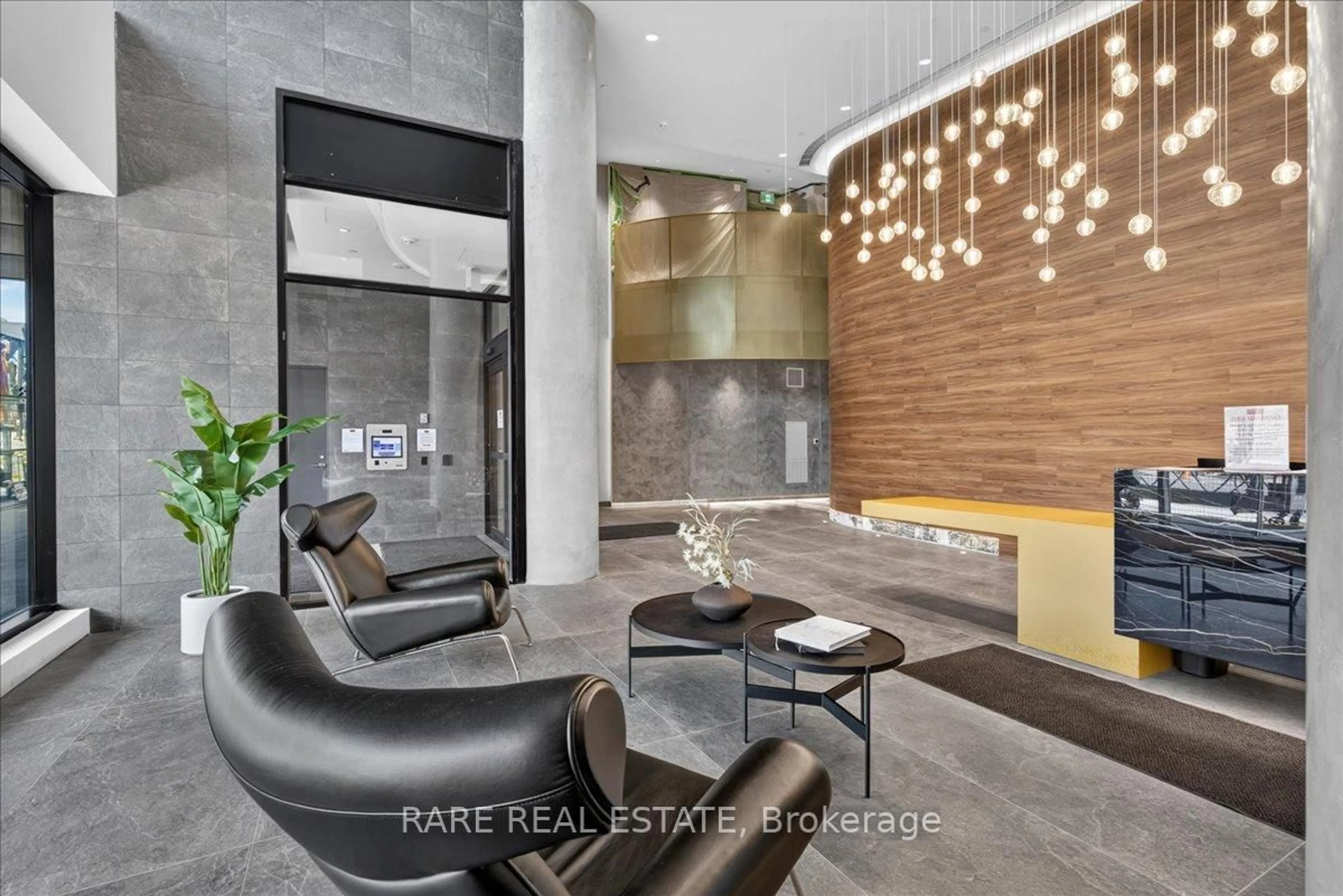 Lobby for 39 Mary St #1810, Barrie Ontario L4N 1S9