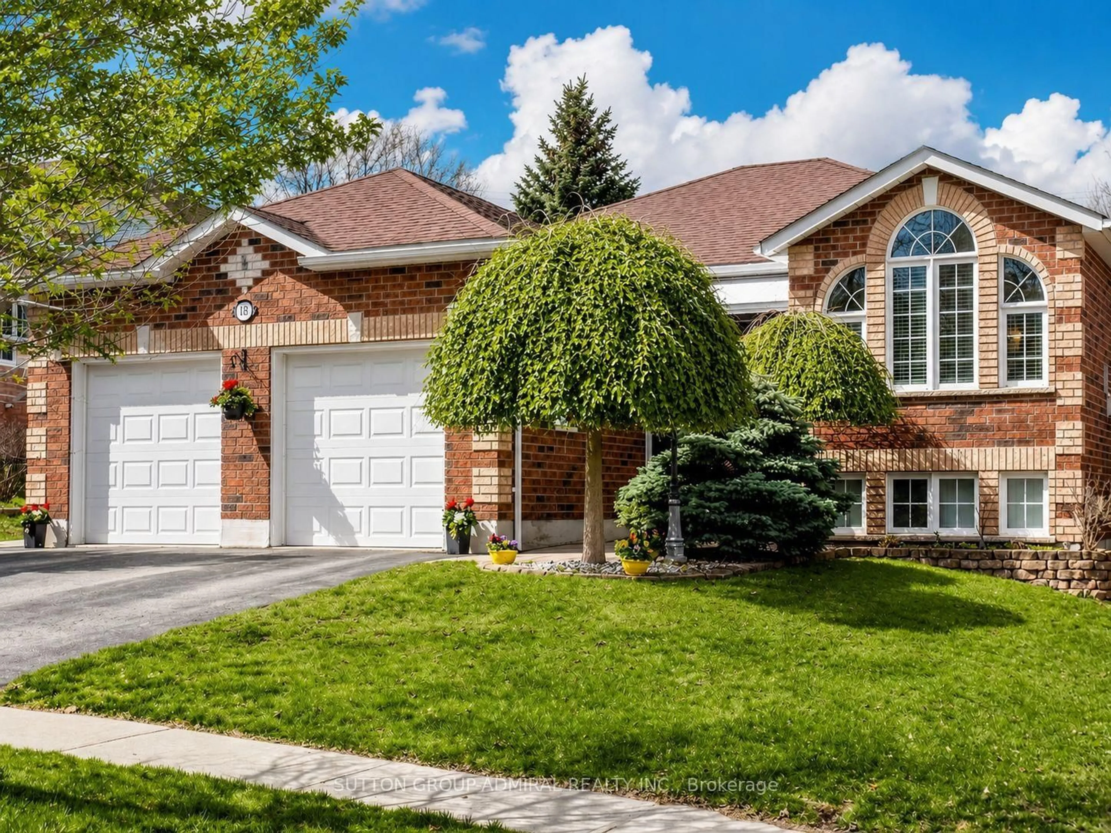Home with brick exterior material, street for 164 Wildwood Tr, Barrie Ontario L4N 7Z7