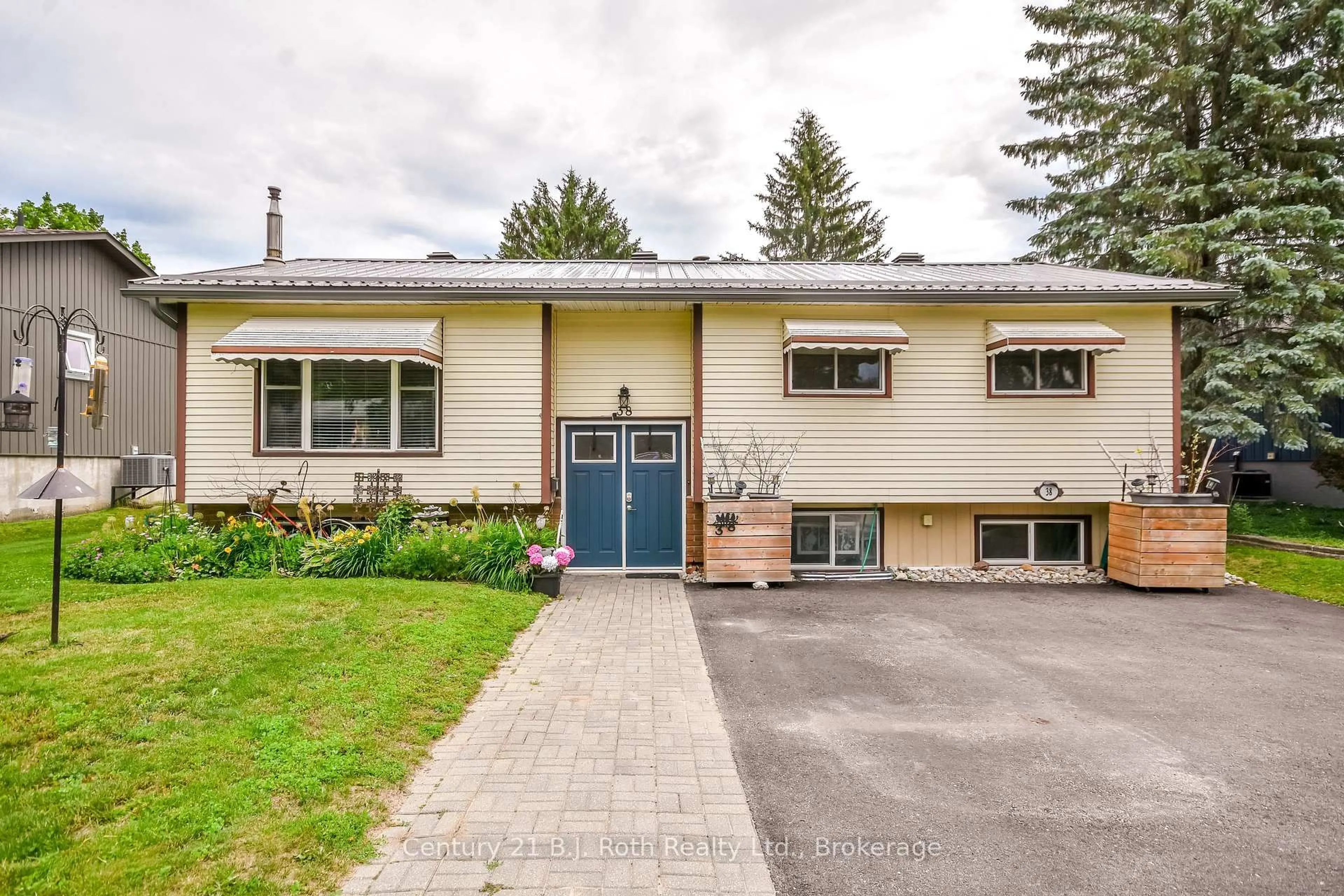Unknown for 38 Andrea Cres, Orillia Ontario L3V 6W5